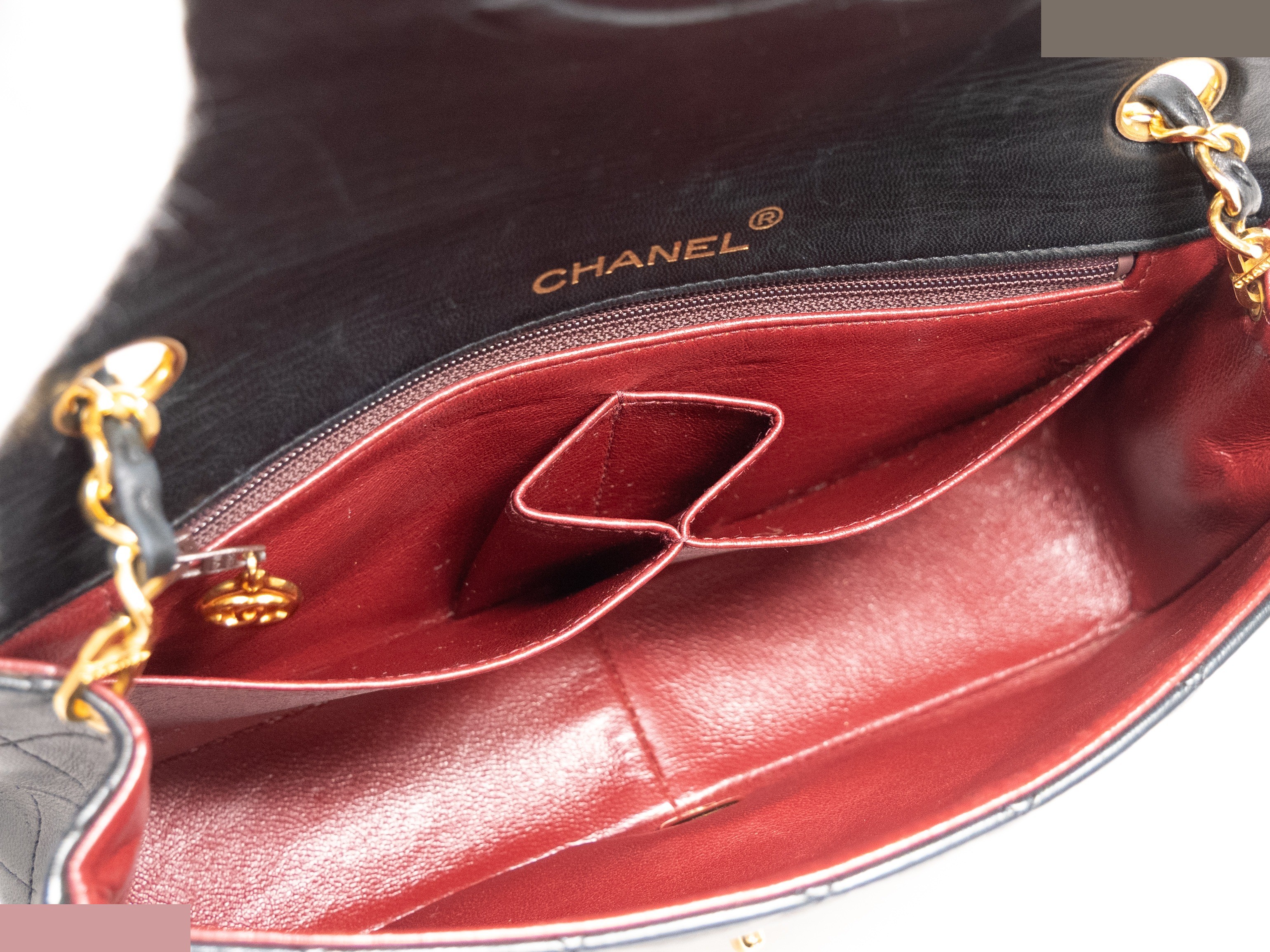 Matelassé Seal Lambskin Full Flap Gold Hardware — view 10