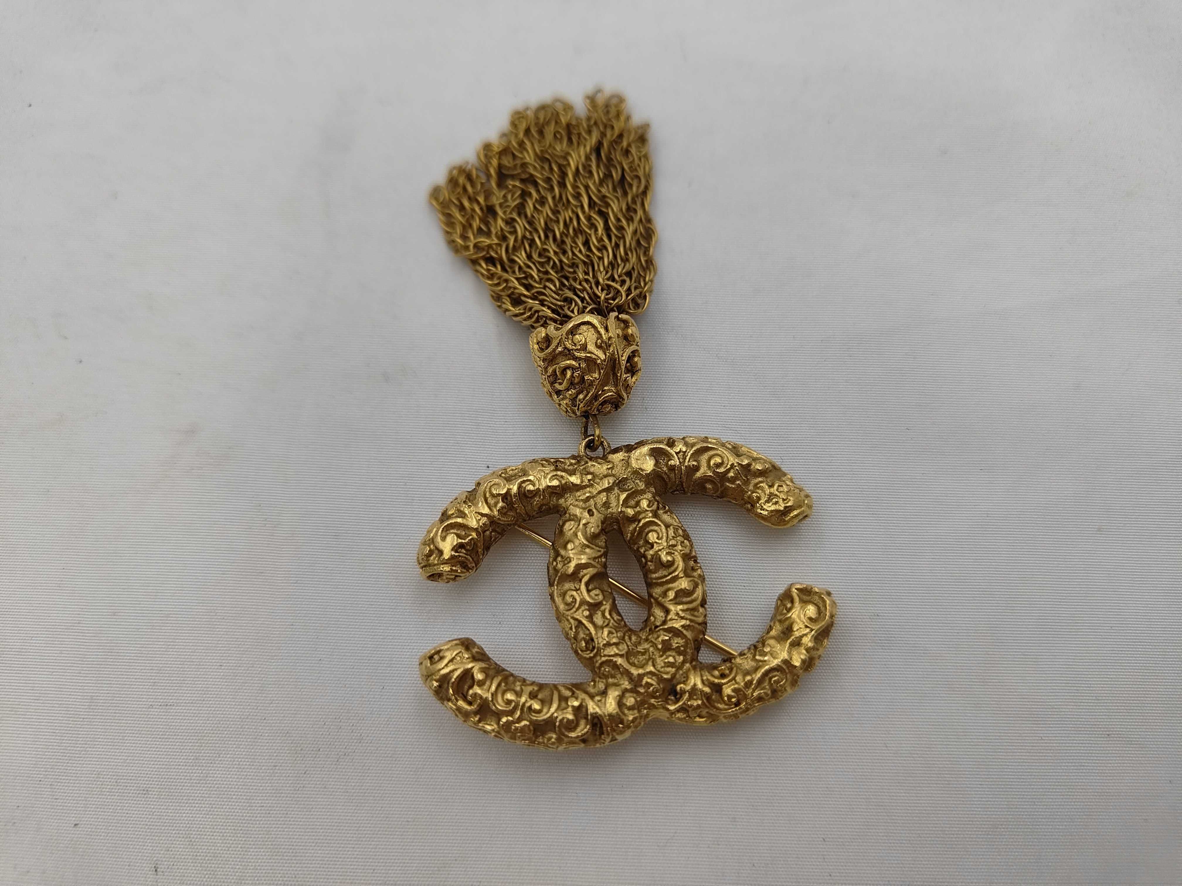 Coco Mark Lava Fringe Brooch Gold 93A Brooch