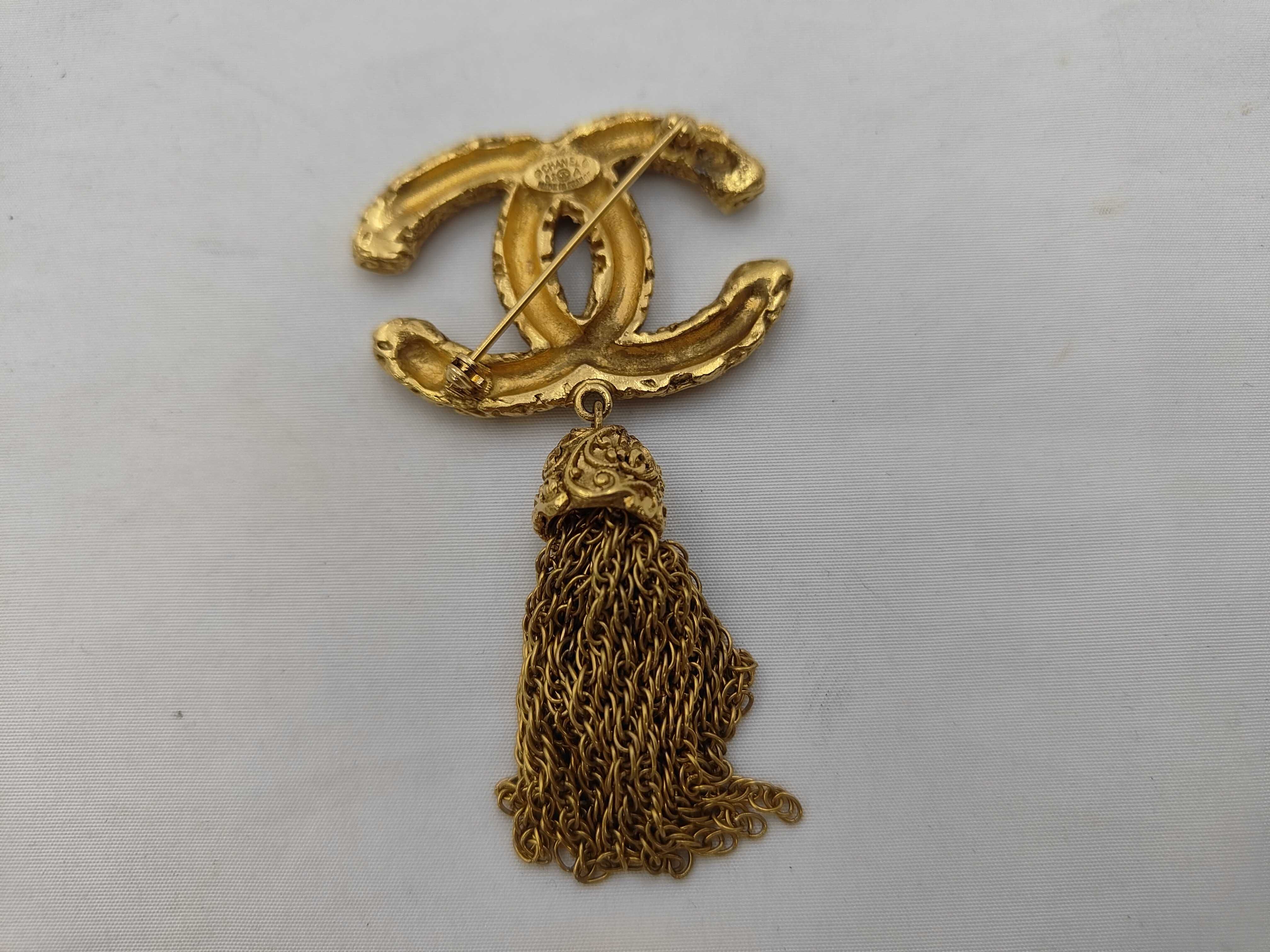 Coco Mark Lava Fringe Brooch Gold 93A Brooch — view 2
