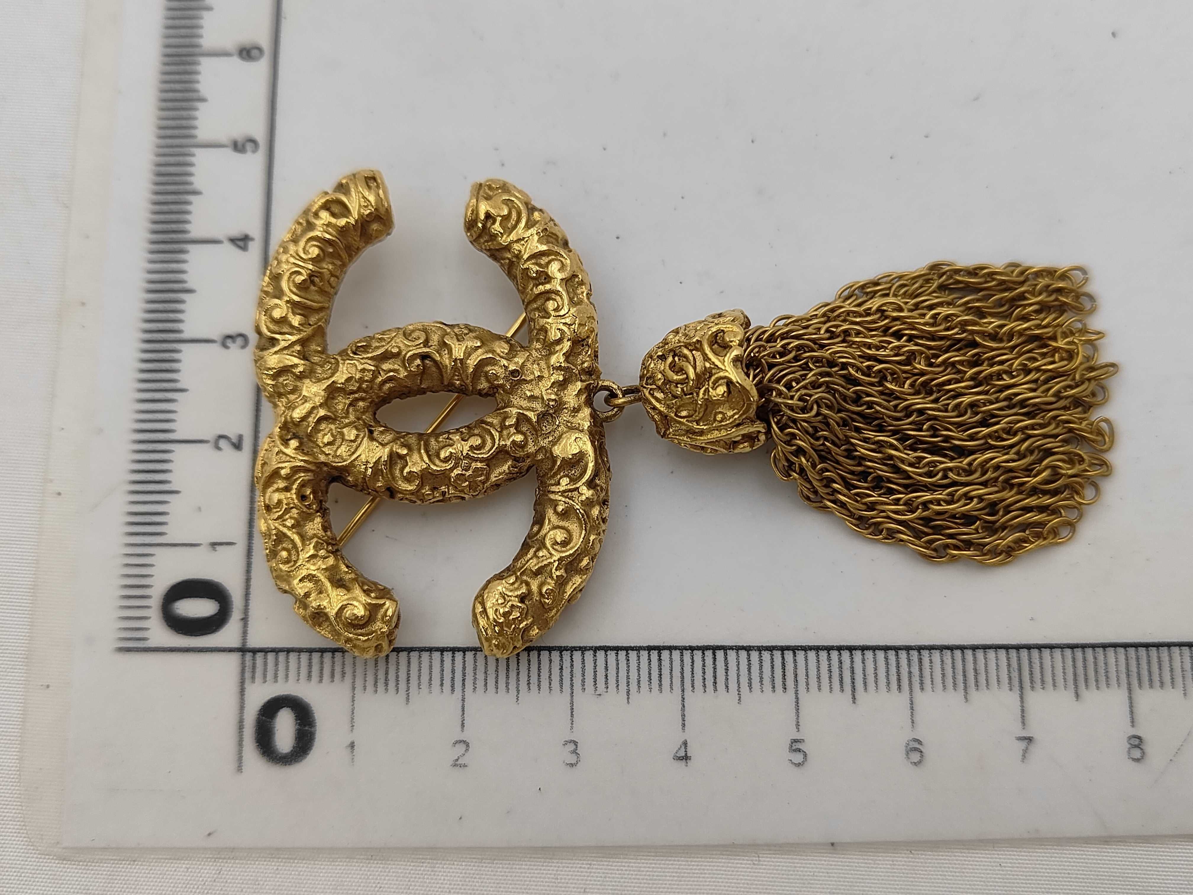 Coco Mark Lava Fringe Brooch Gold 93A Brooch — view 5