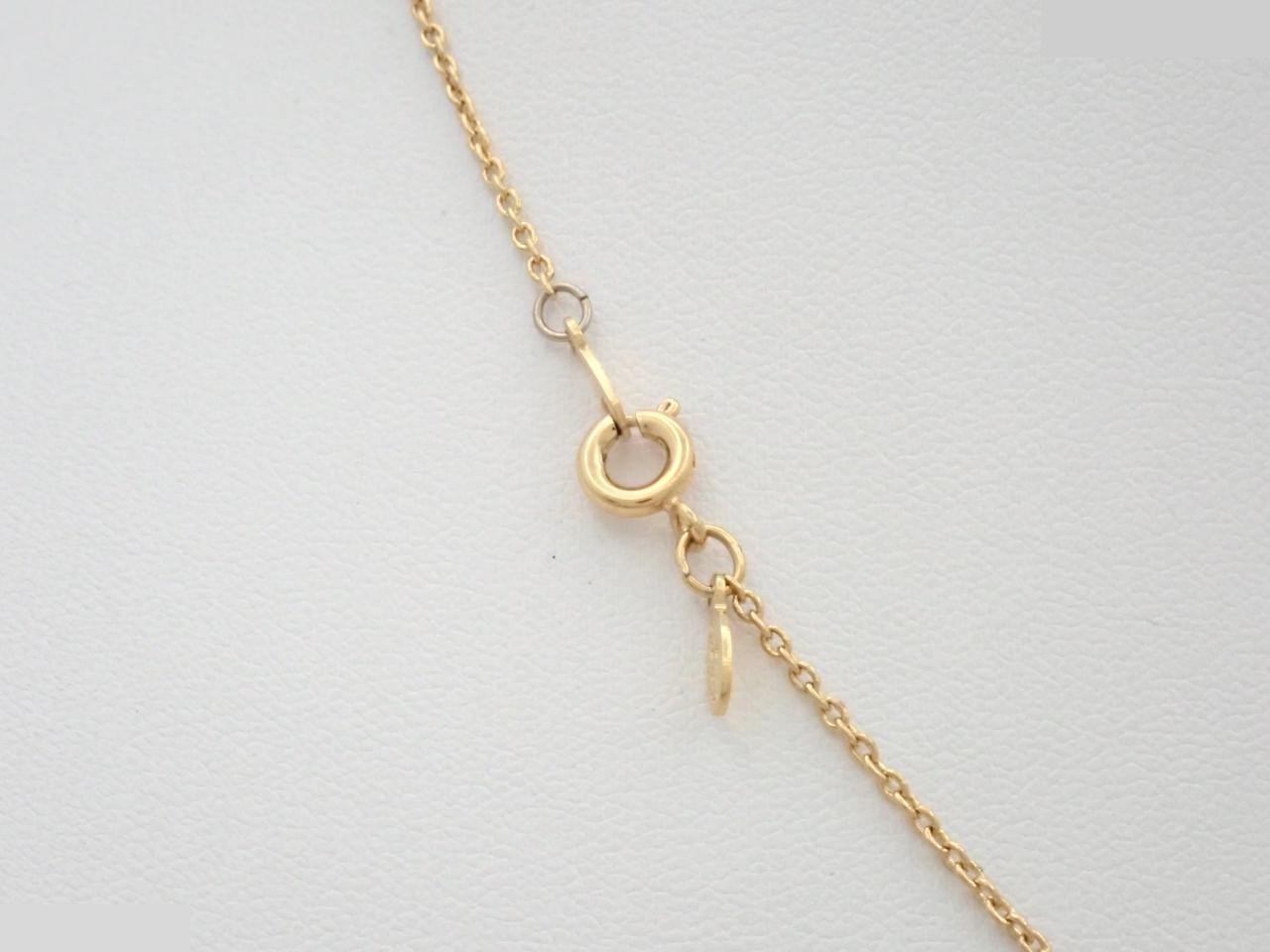 Other line: Precious metals, necklaces, pendants, neck circumference approximately 43 cm. — view 2