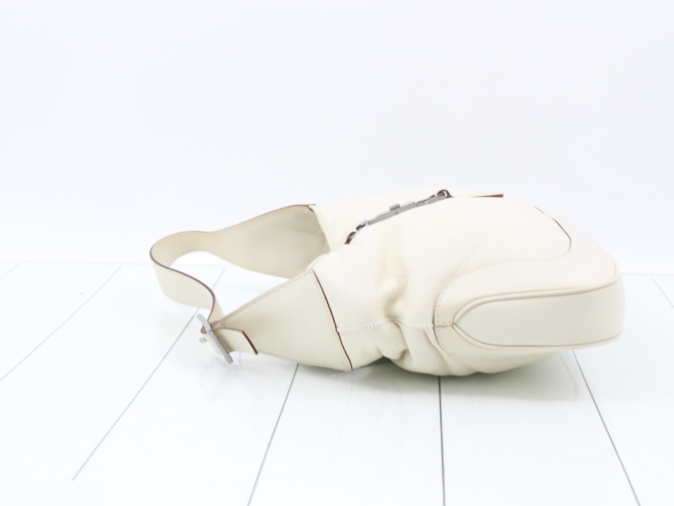 Fur Jackie with pouch — view 4