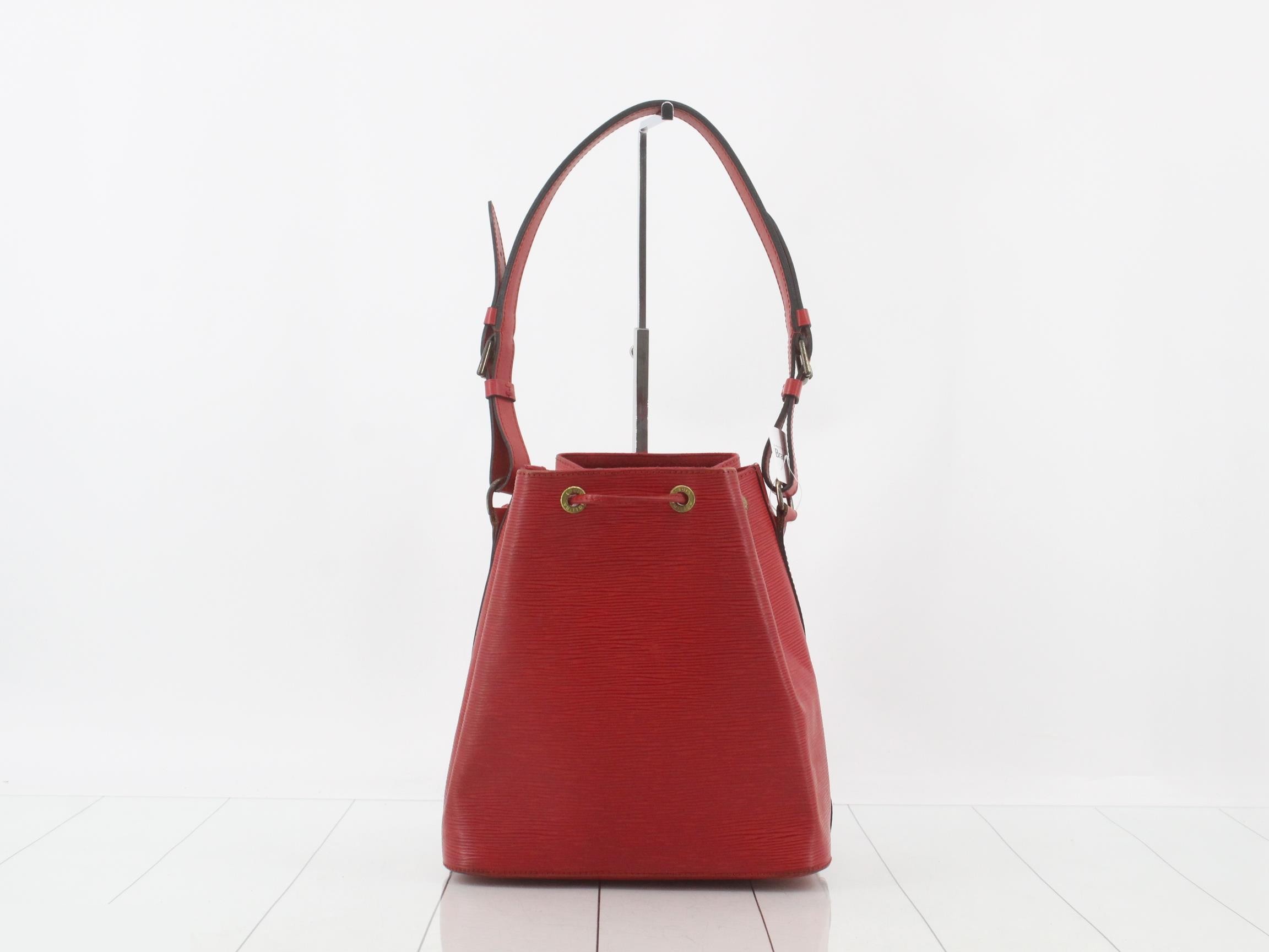 M44007 Noé Castilian Red — view 2