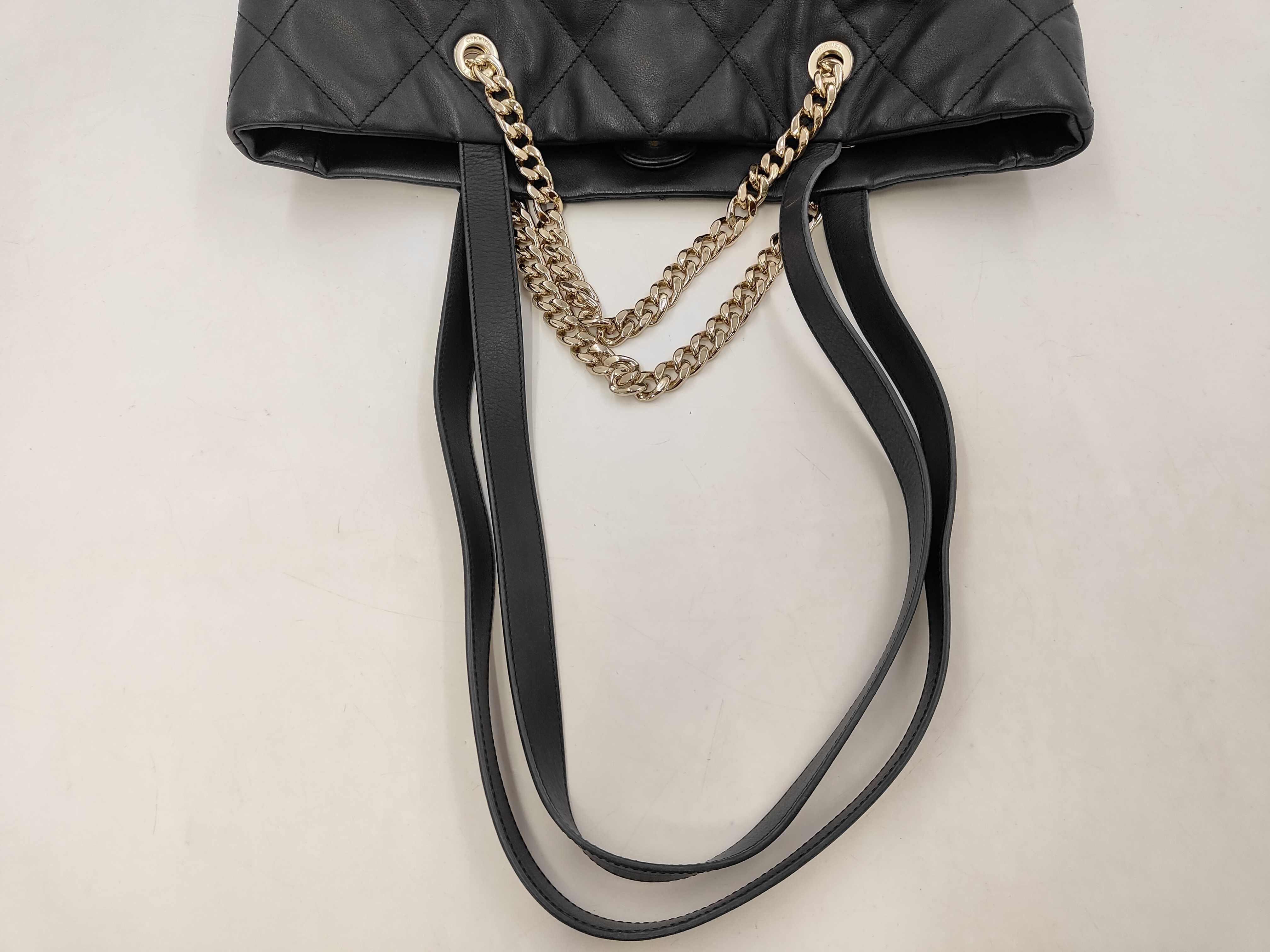 AS4359 Chain Tote Bag, Calfskin Tote Bag — view 5