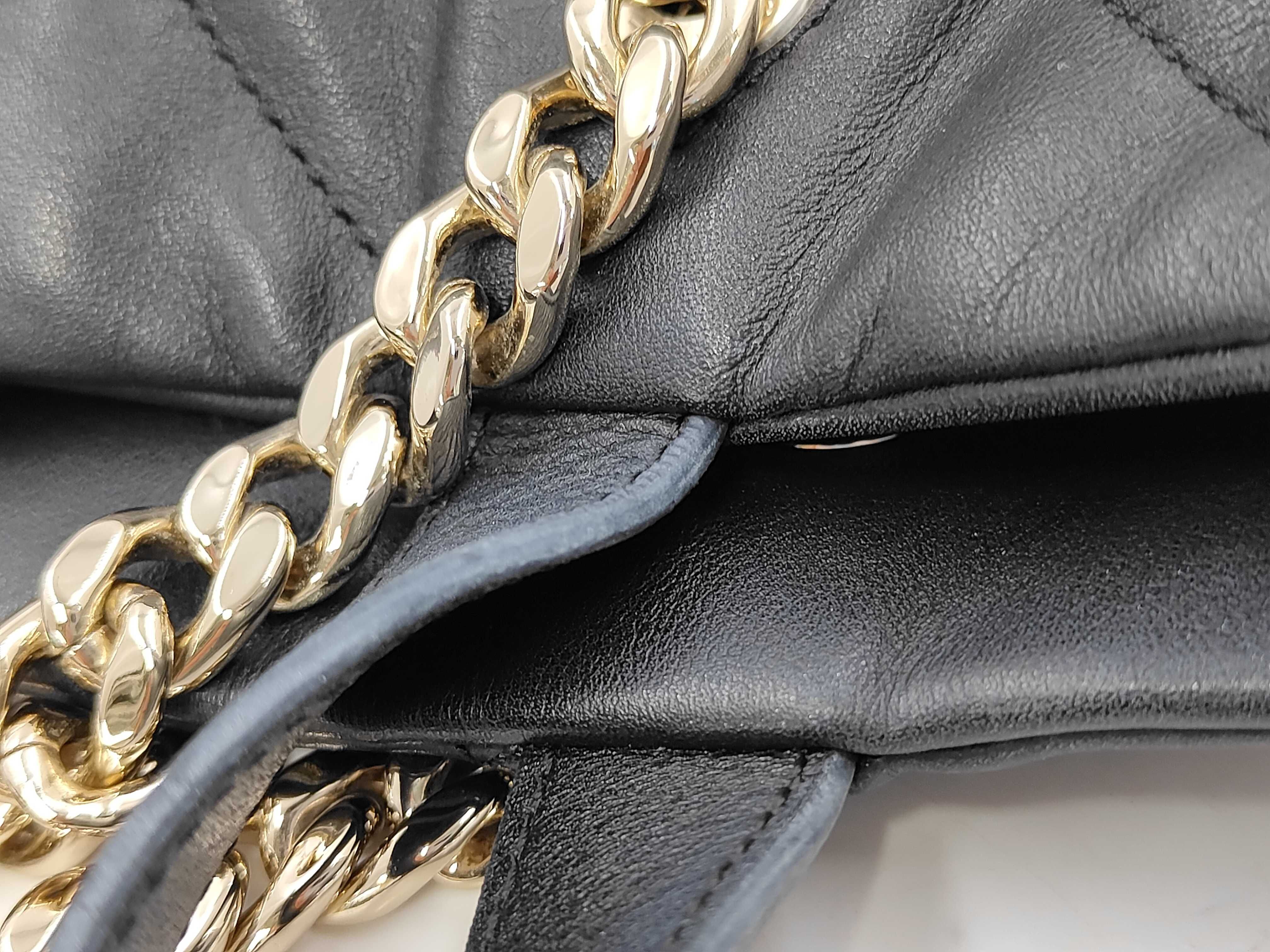 AS4359 Chain Tote Bag, Calfskin Tote Bag — view 6