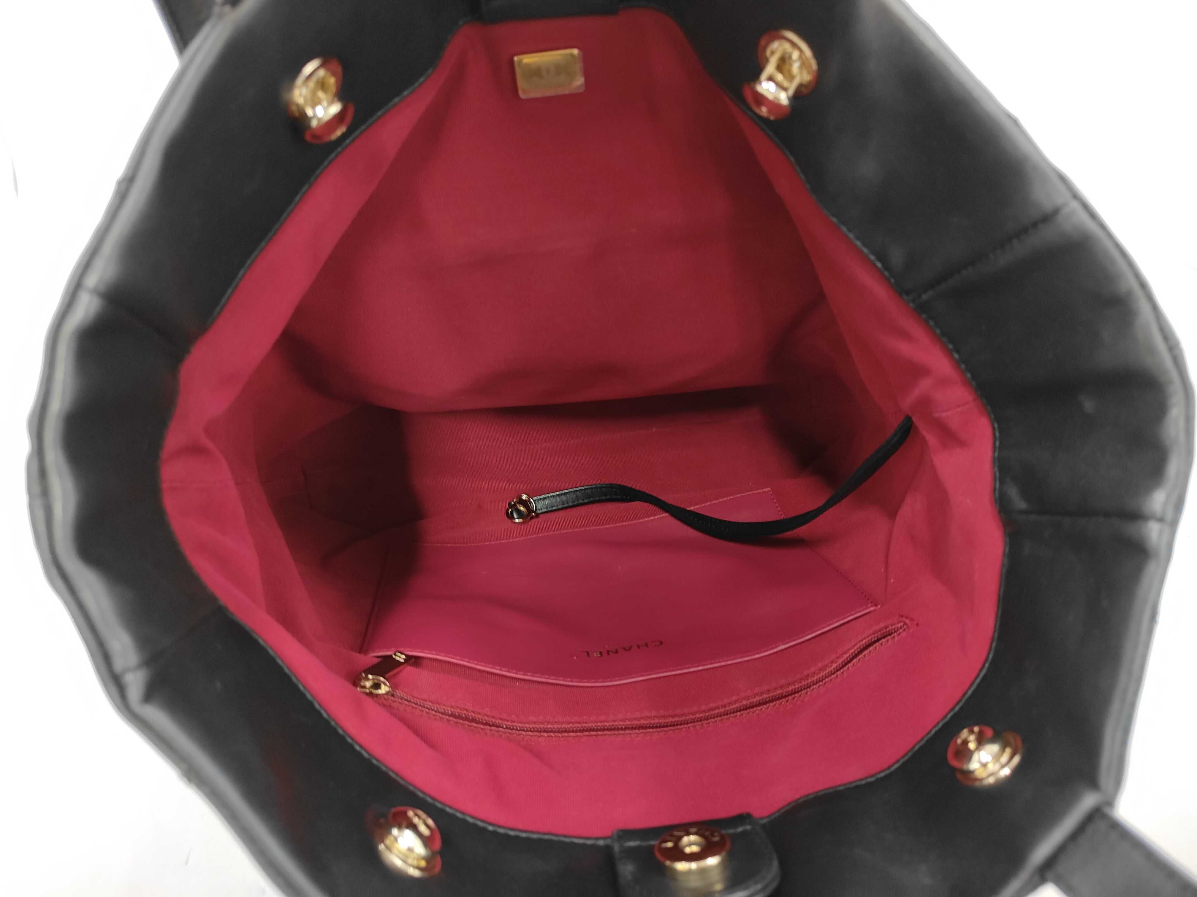 AS4359 Chain Tote Bag, Calfskin Tote Bag — view 8