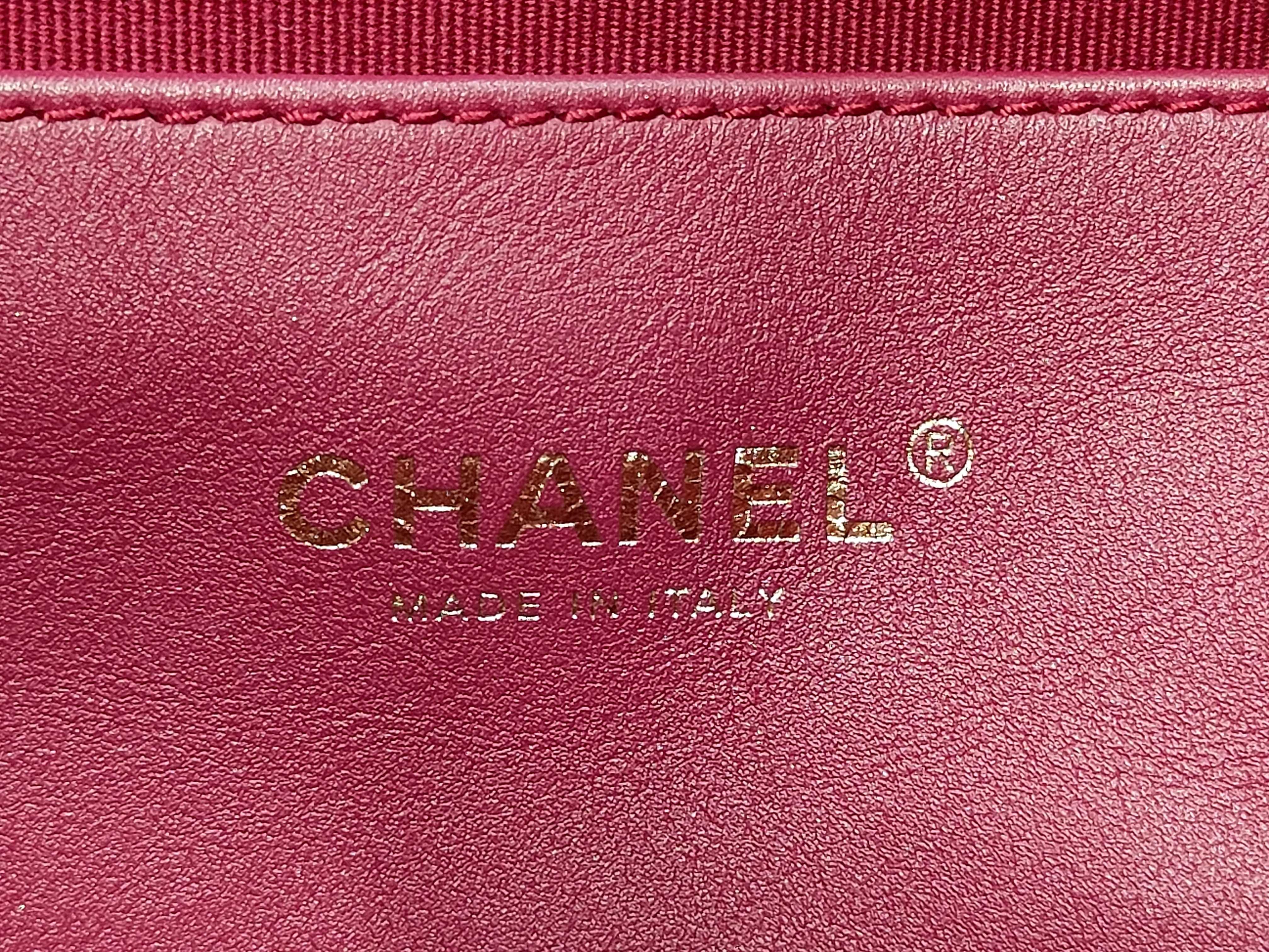AS4359 Chain Tote Bag, Calfskin Tote Bag — view 10