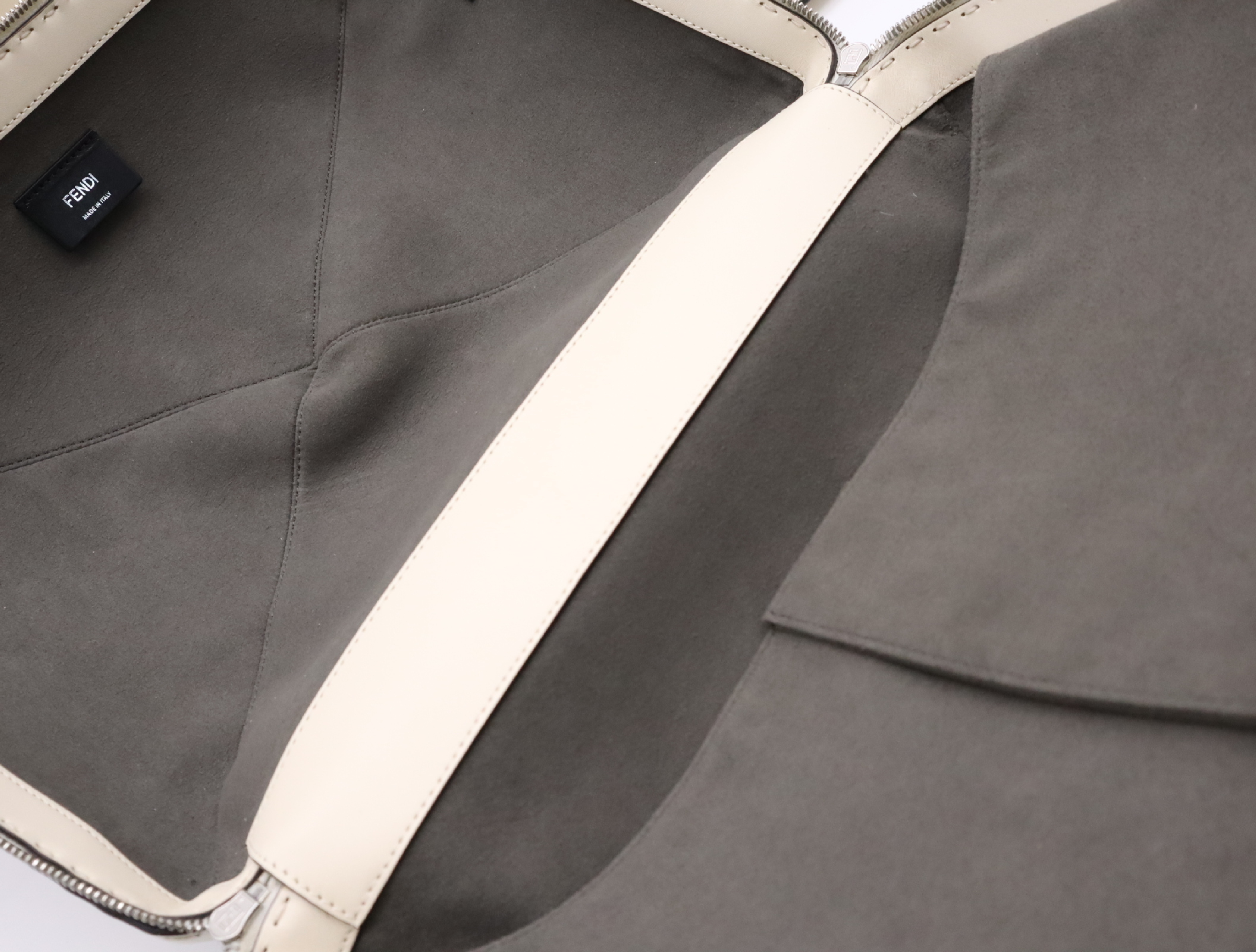 Leather Suitcase, Ivory, Silver Hardware, with Shoulder Strap and Dust Bag. — view 14