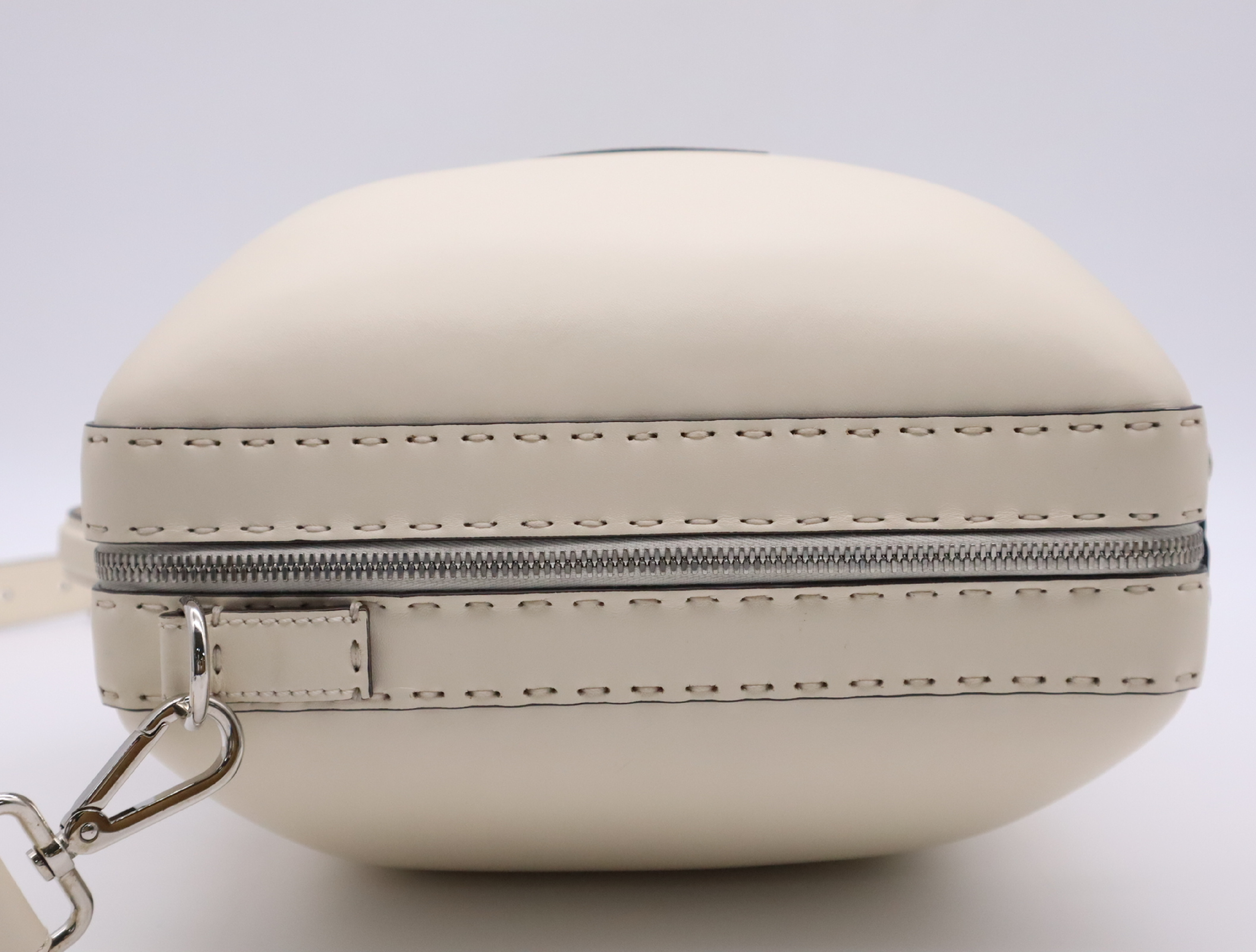 Leather Suitcase, Ivory, Silver Hardware, with Shoulder Strap and Dust Bag. — view 3