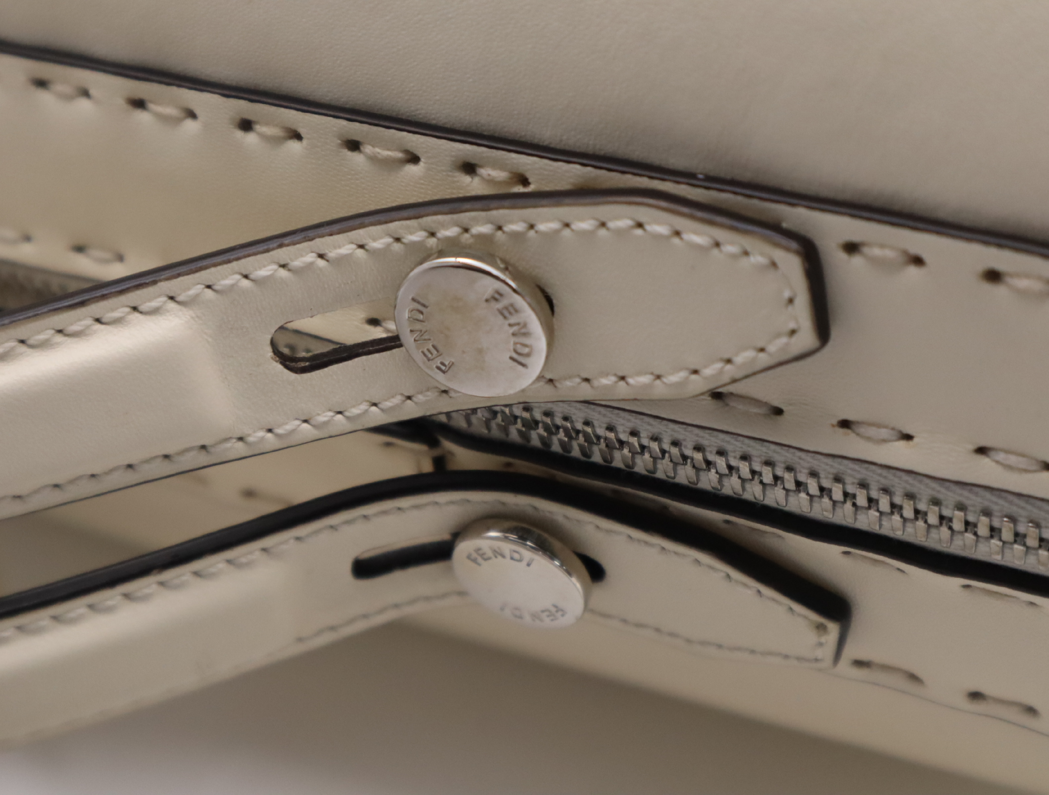 Leather Suitcase, Ivory, Silver Hardware, with Shoulder Strap and Dust Bag. — view 10