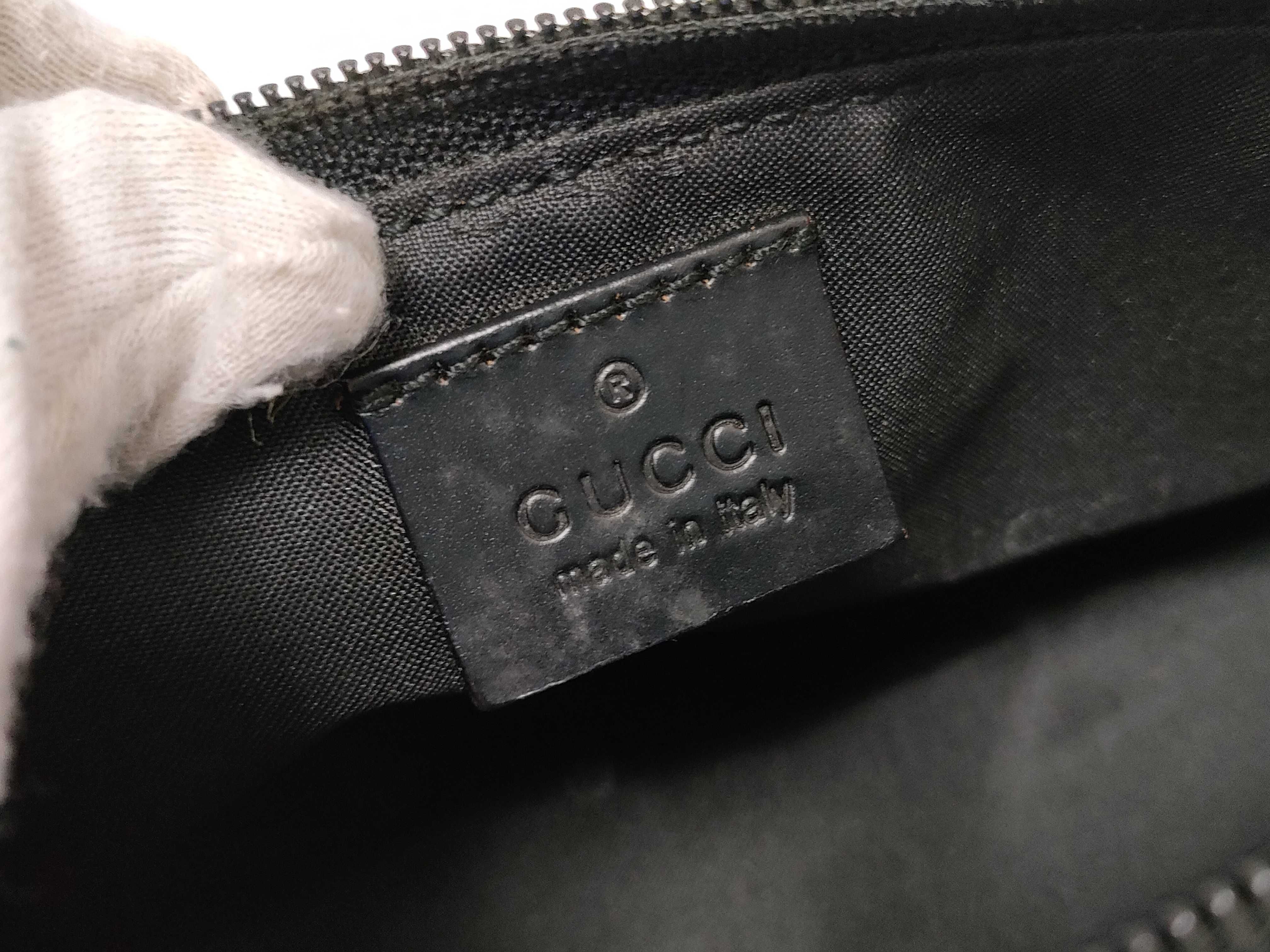 GG Canvas Gucci Accessory Pouch Black Leather Pouch — view 10
