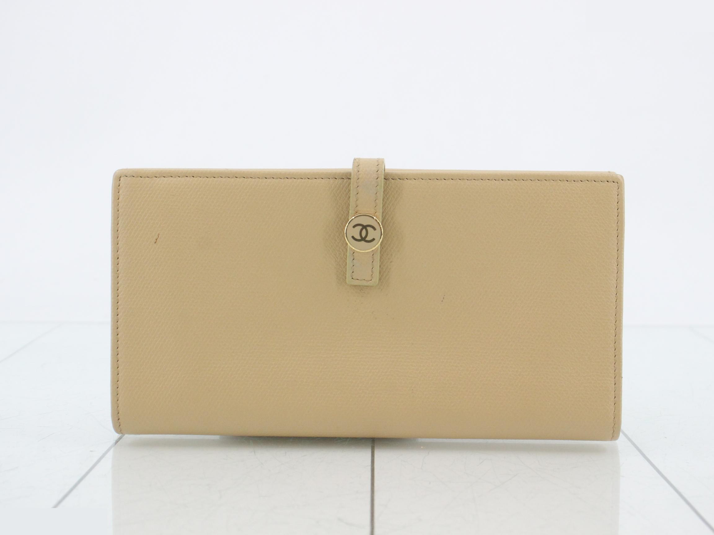 long wallet, beige