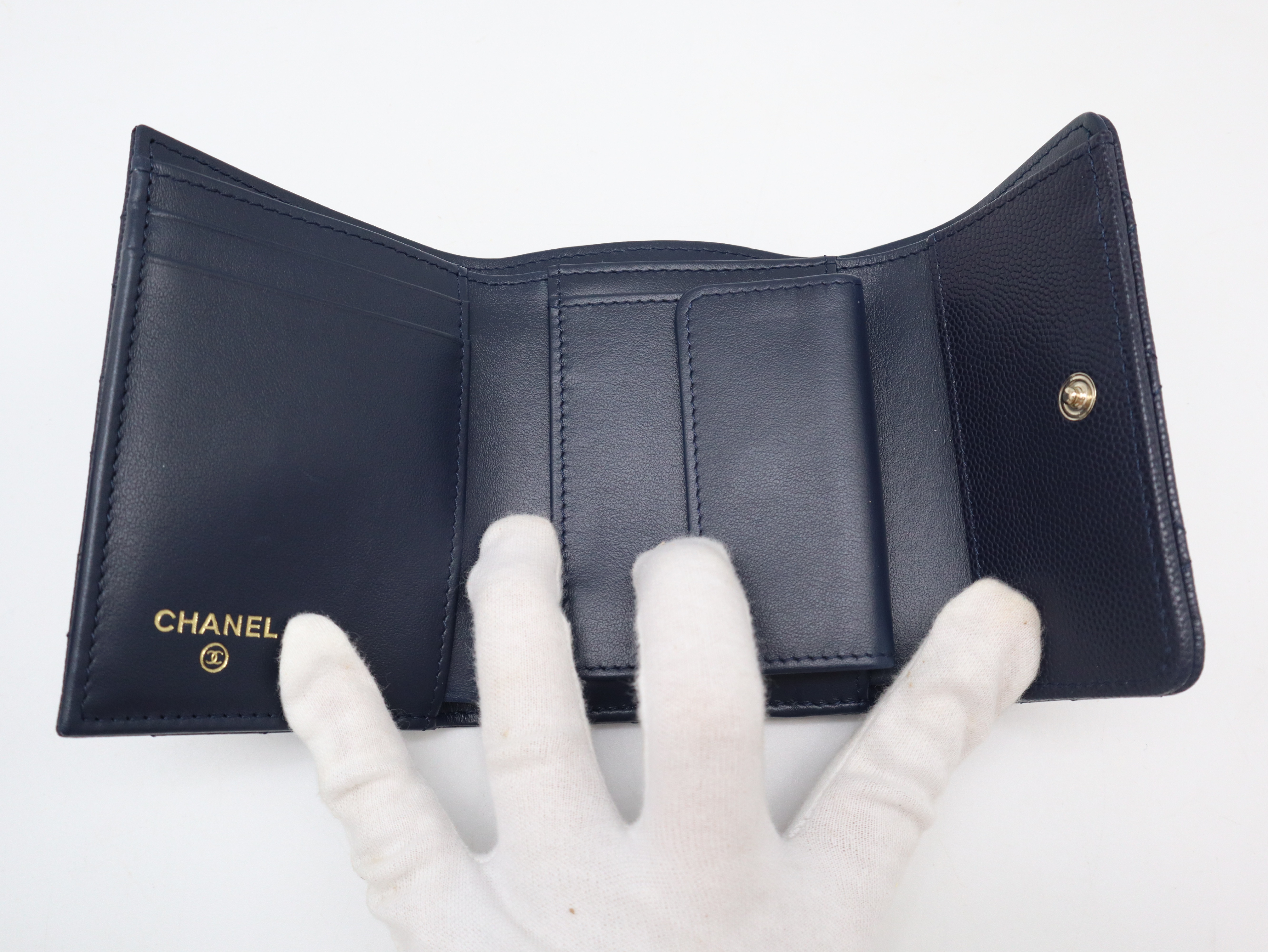 Caviar Skin Matelassé Coco Mark Compact Wallet Navy (Comes with Box, Dust Bag, and Sticker) G990NCX1 — view 8
