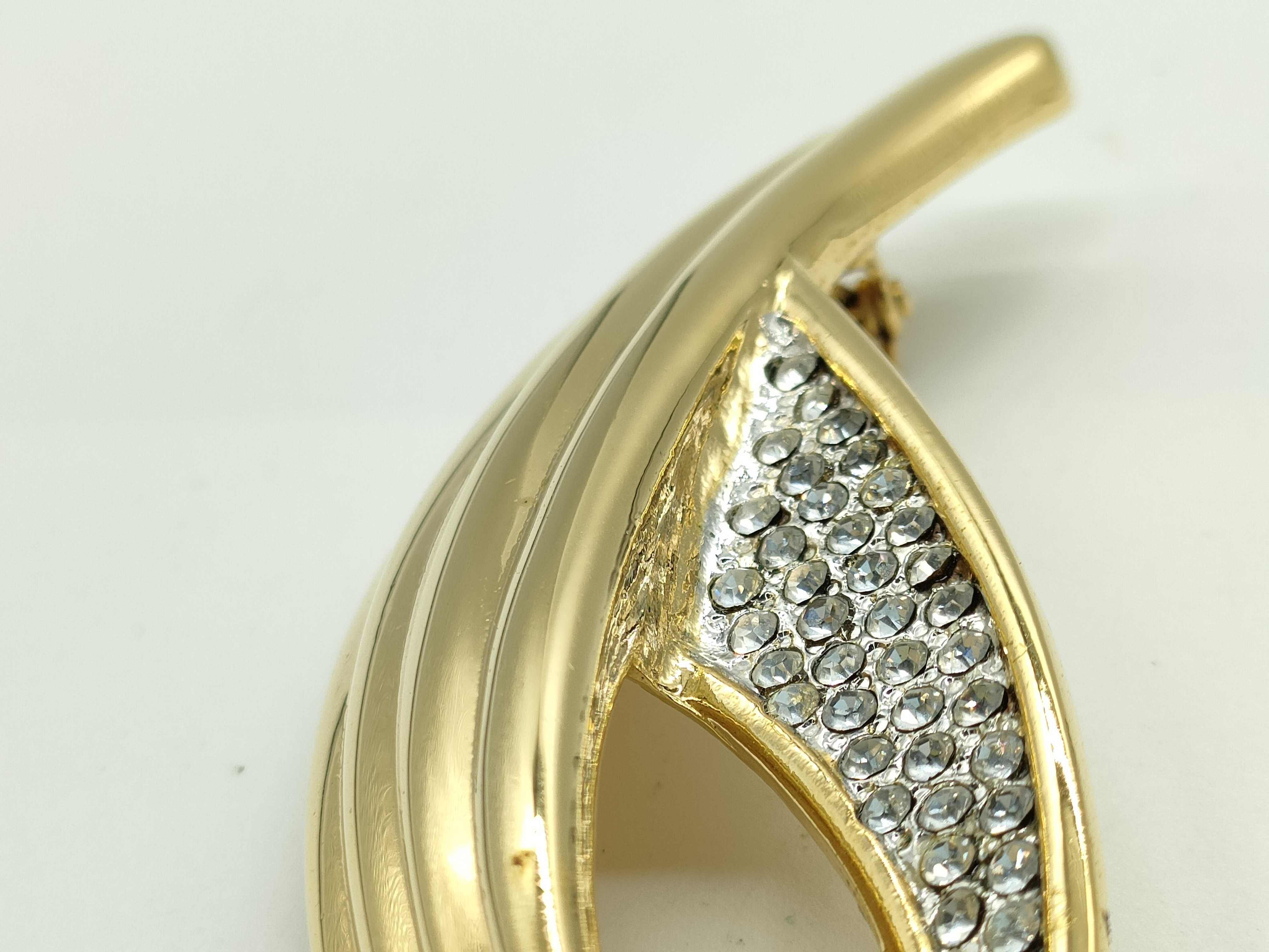 Rhinestone Gold Brooch — view 7