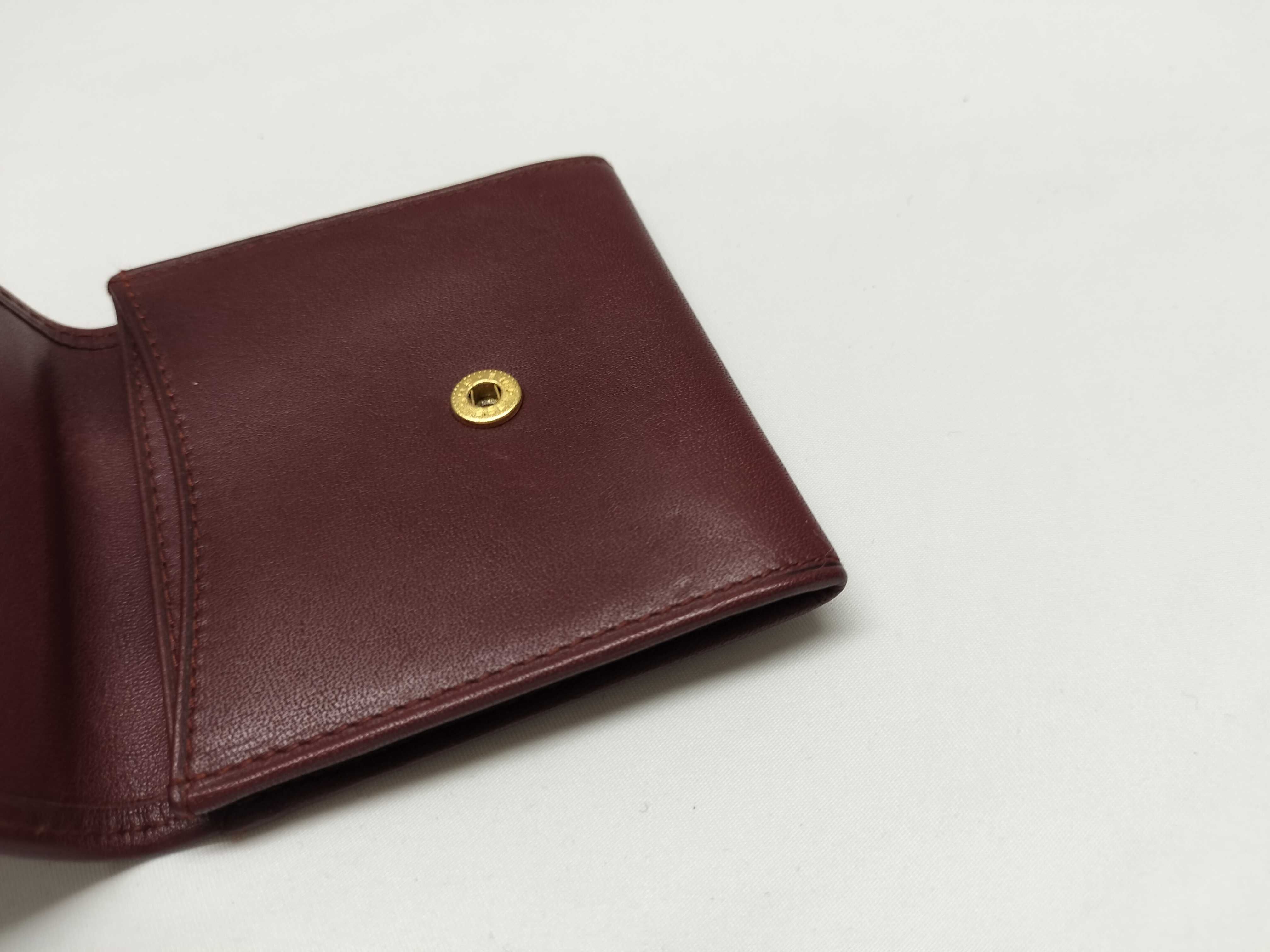 Must Coin Case — view 11