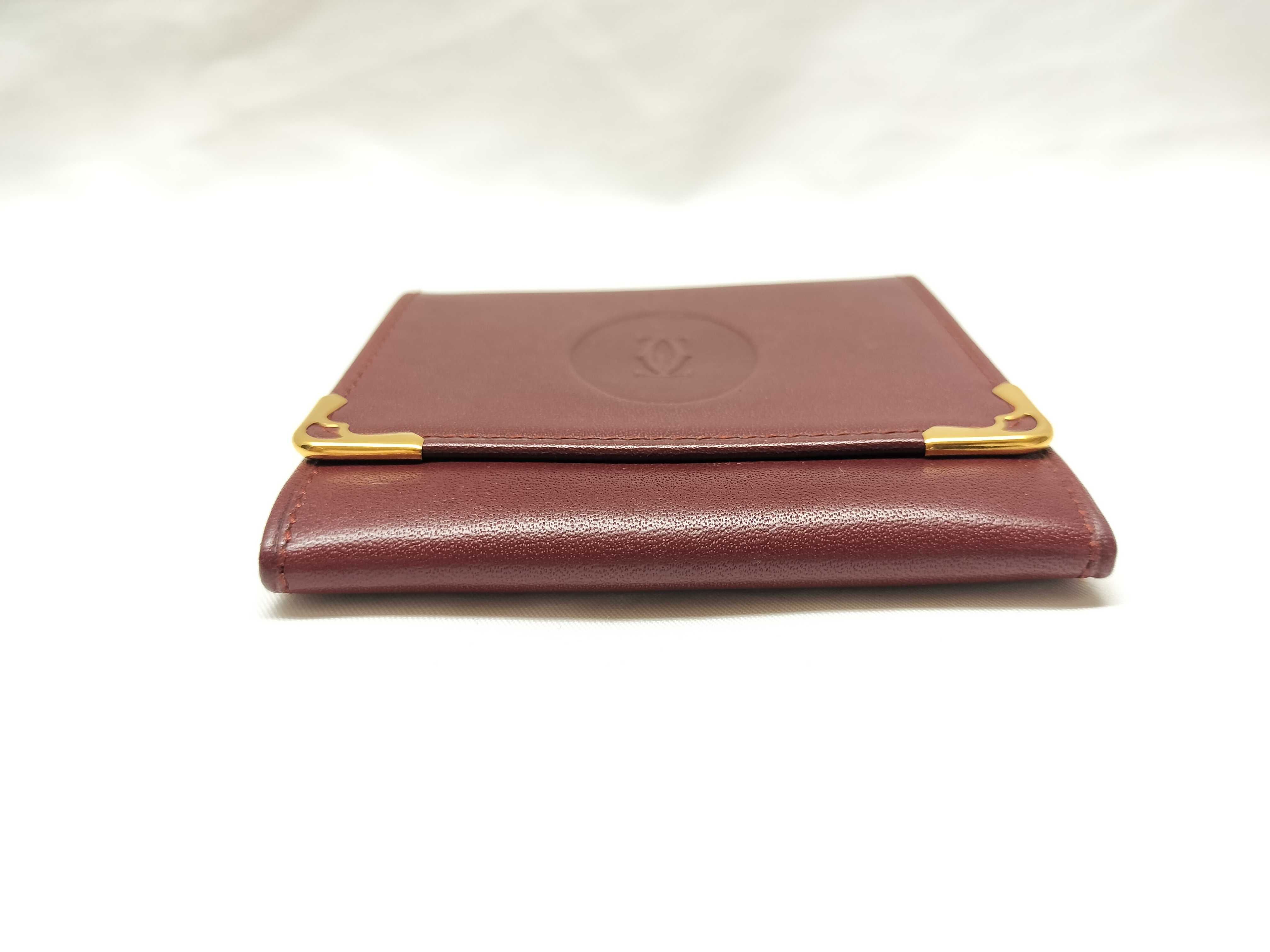 Must Coin Case — view 4