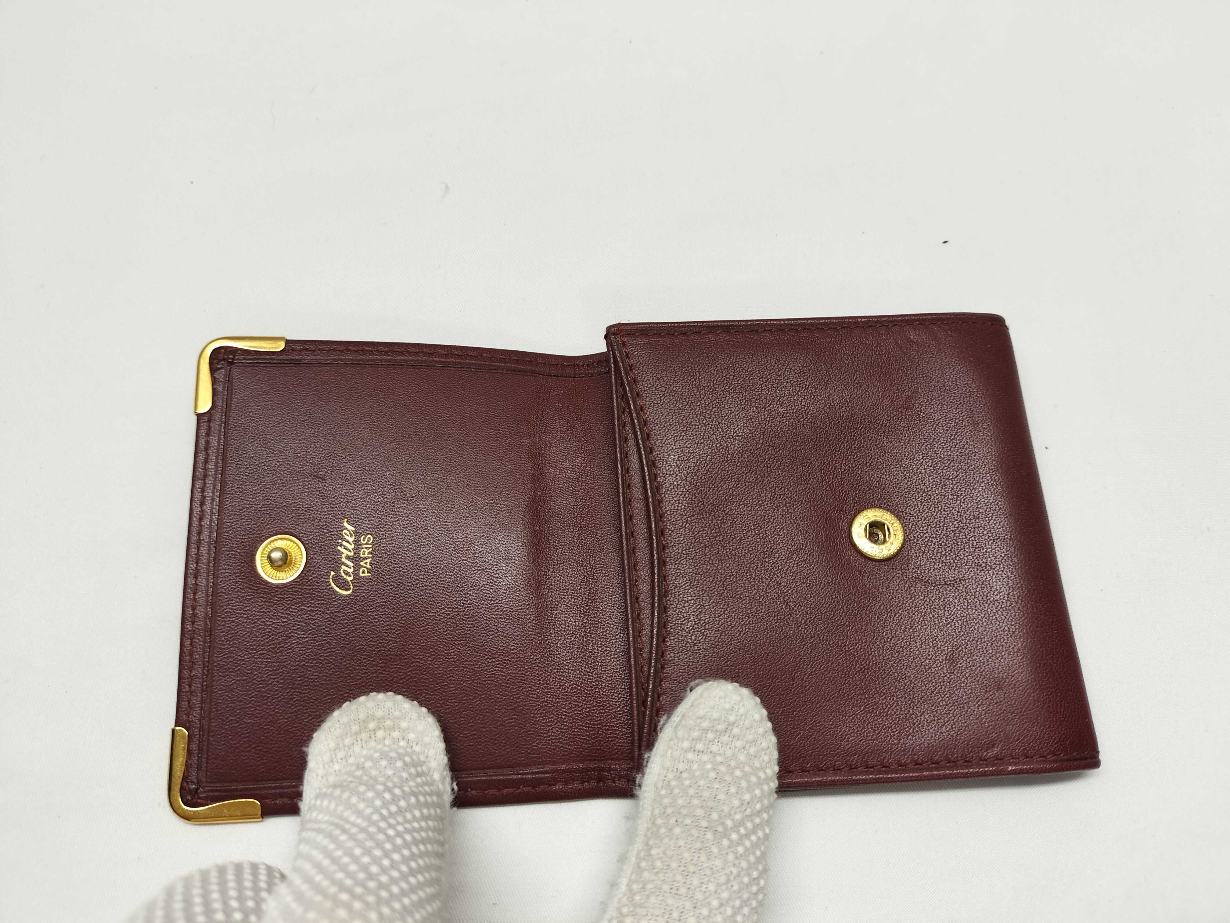 Must Coin Case — view 8