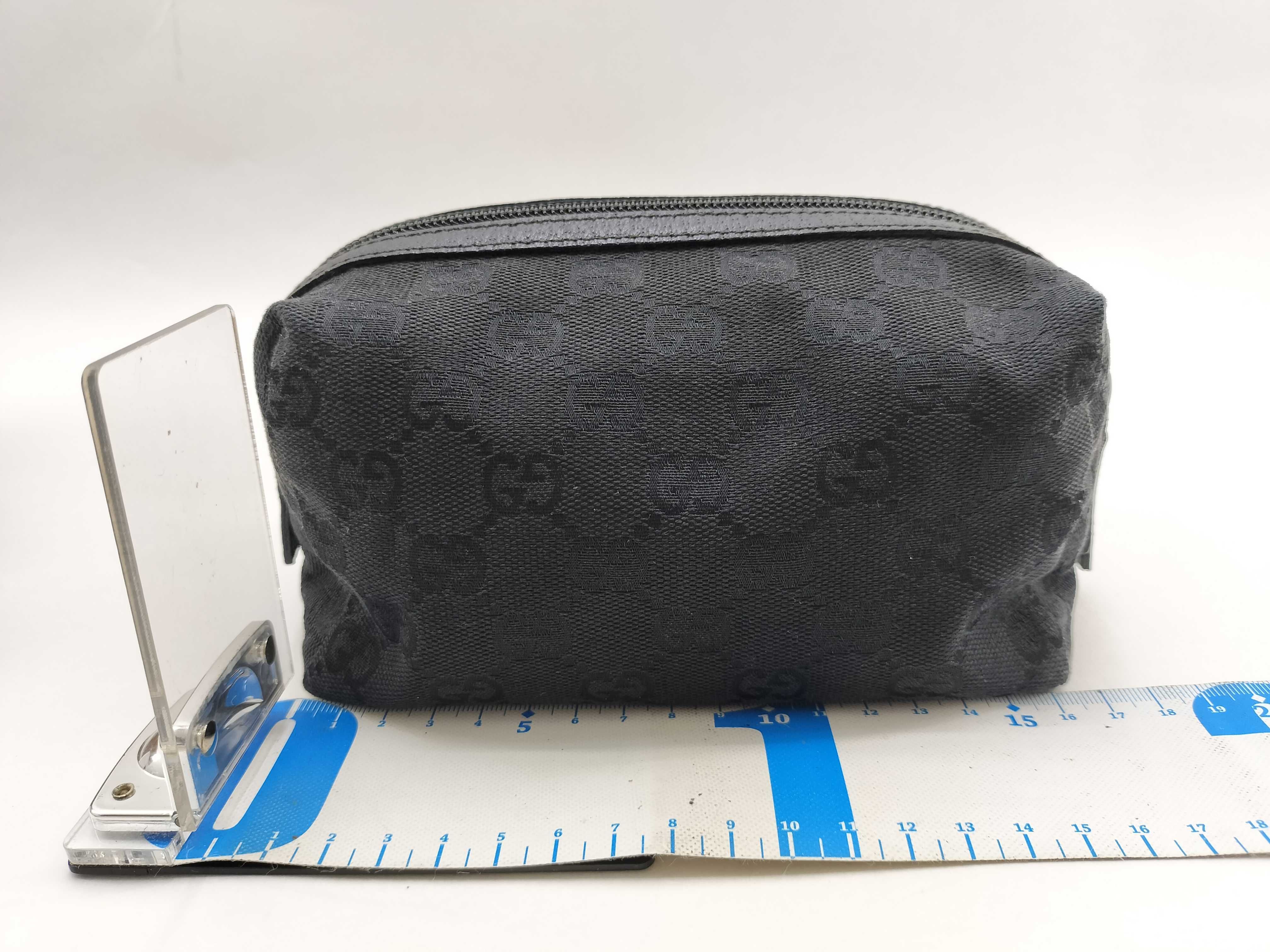 GG Canvas Pouch — view 2