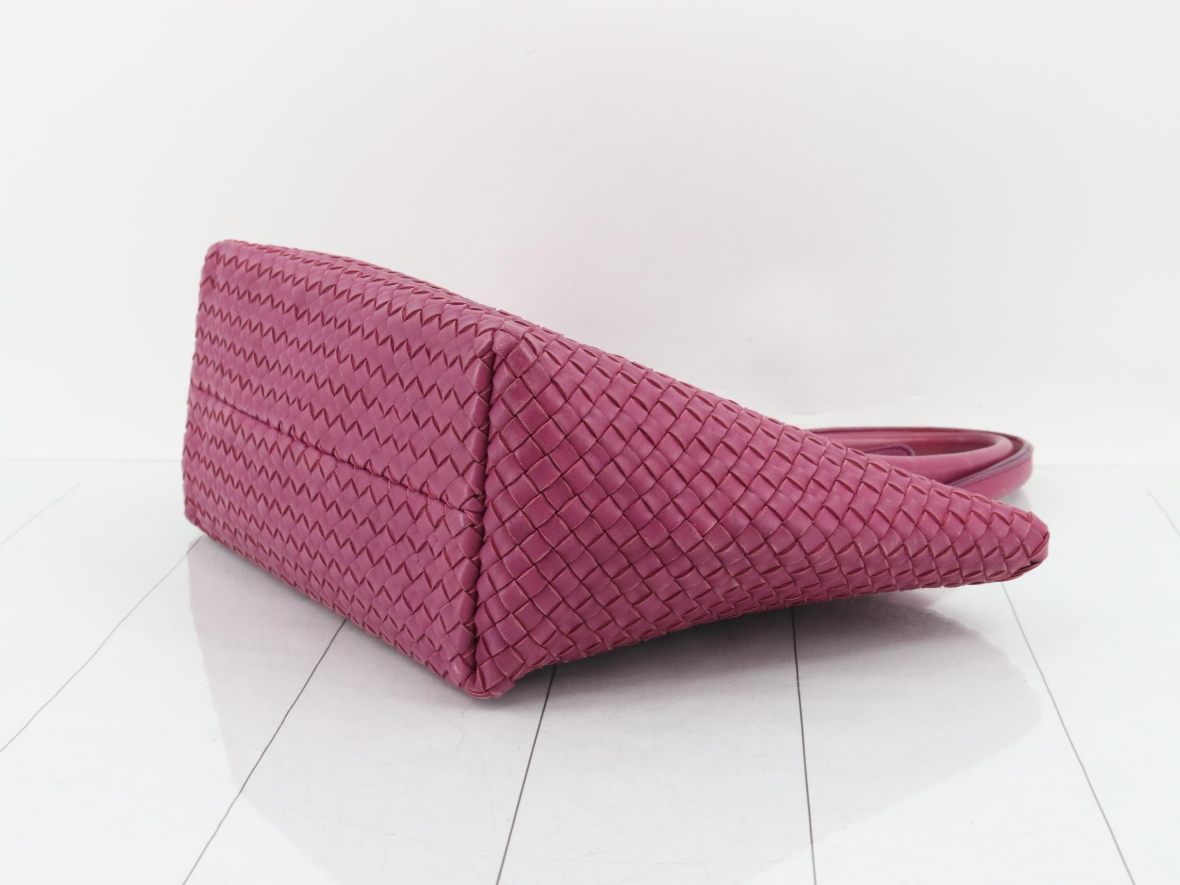 Intrecciato (bag) - Tote bag - Purple — view 6