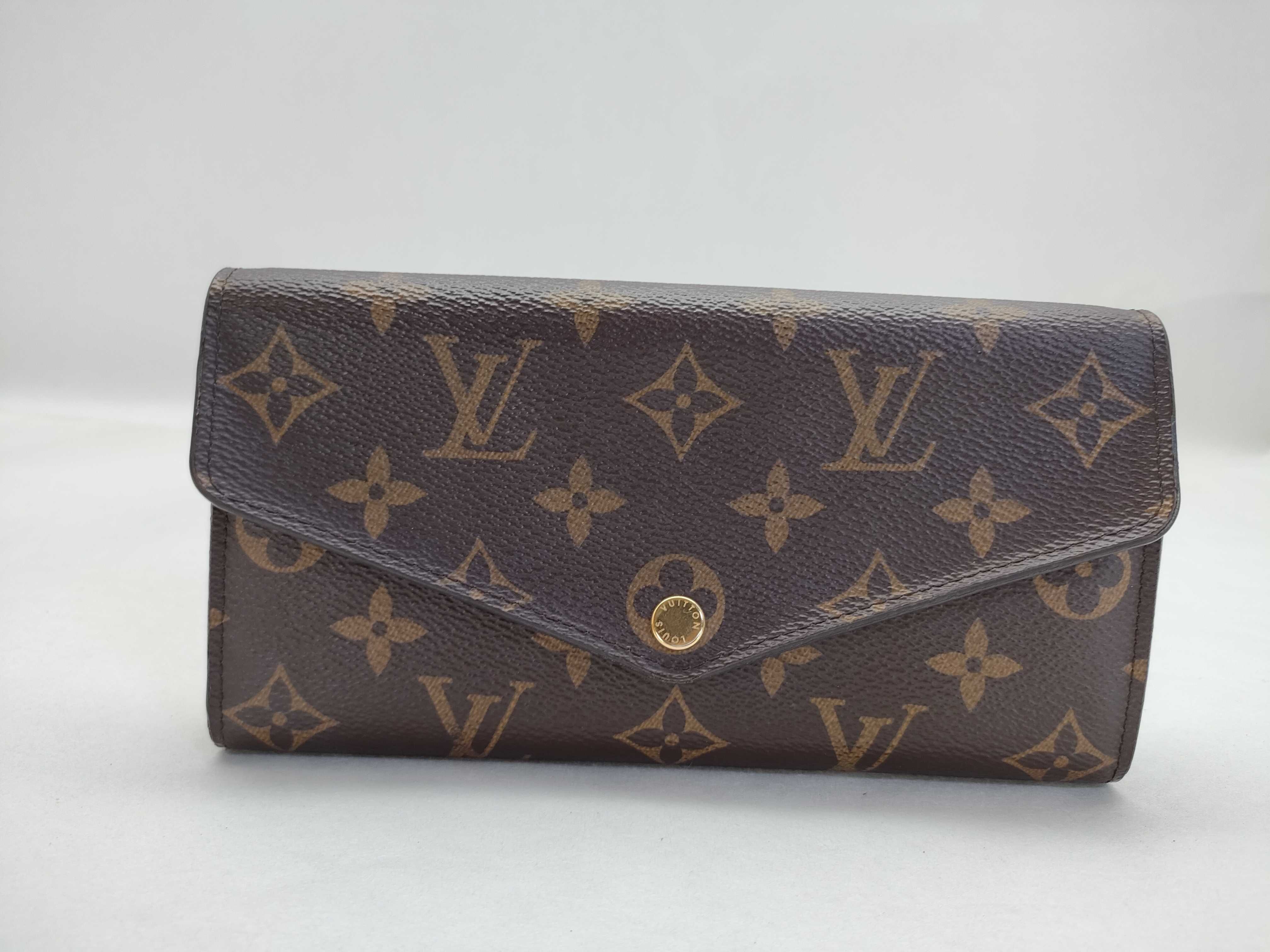 Monogram Portefeuille Sarah Fuchsia Pink Wallet