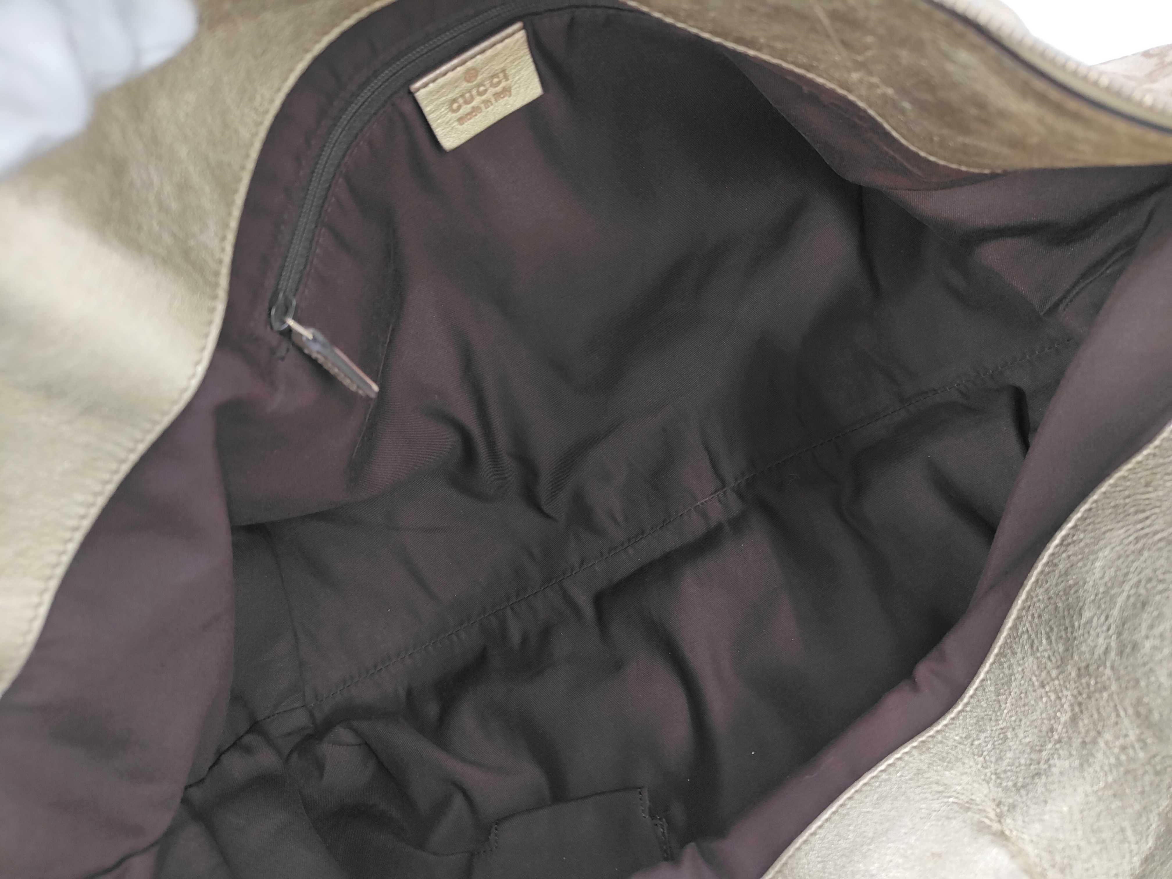GG Canvas Abbey Tote Bag — view 9