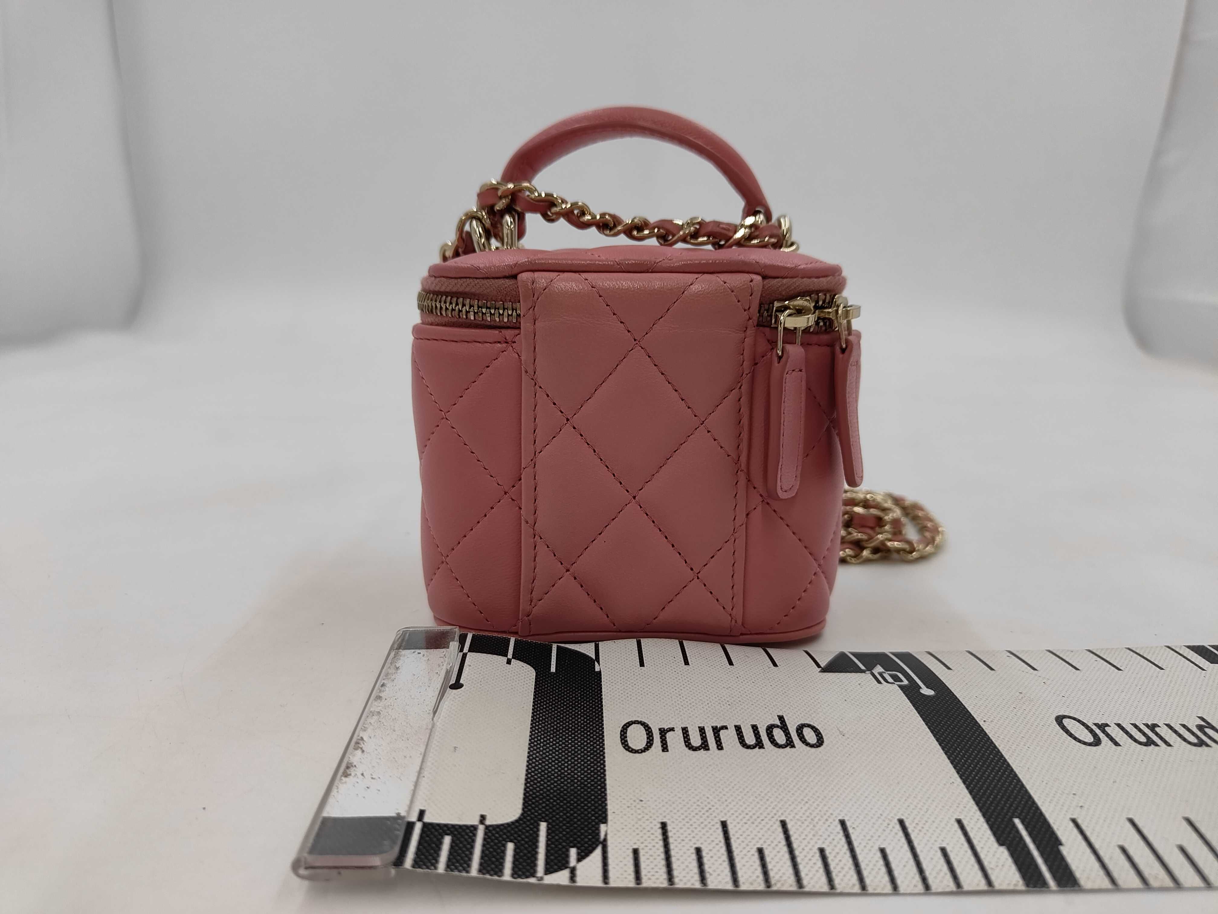 Matelassé Timeless Classic Shoulder Bag — view 2