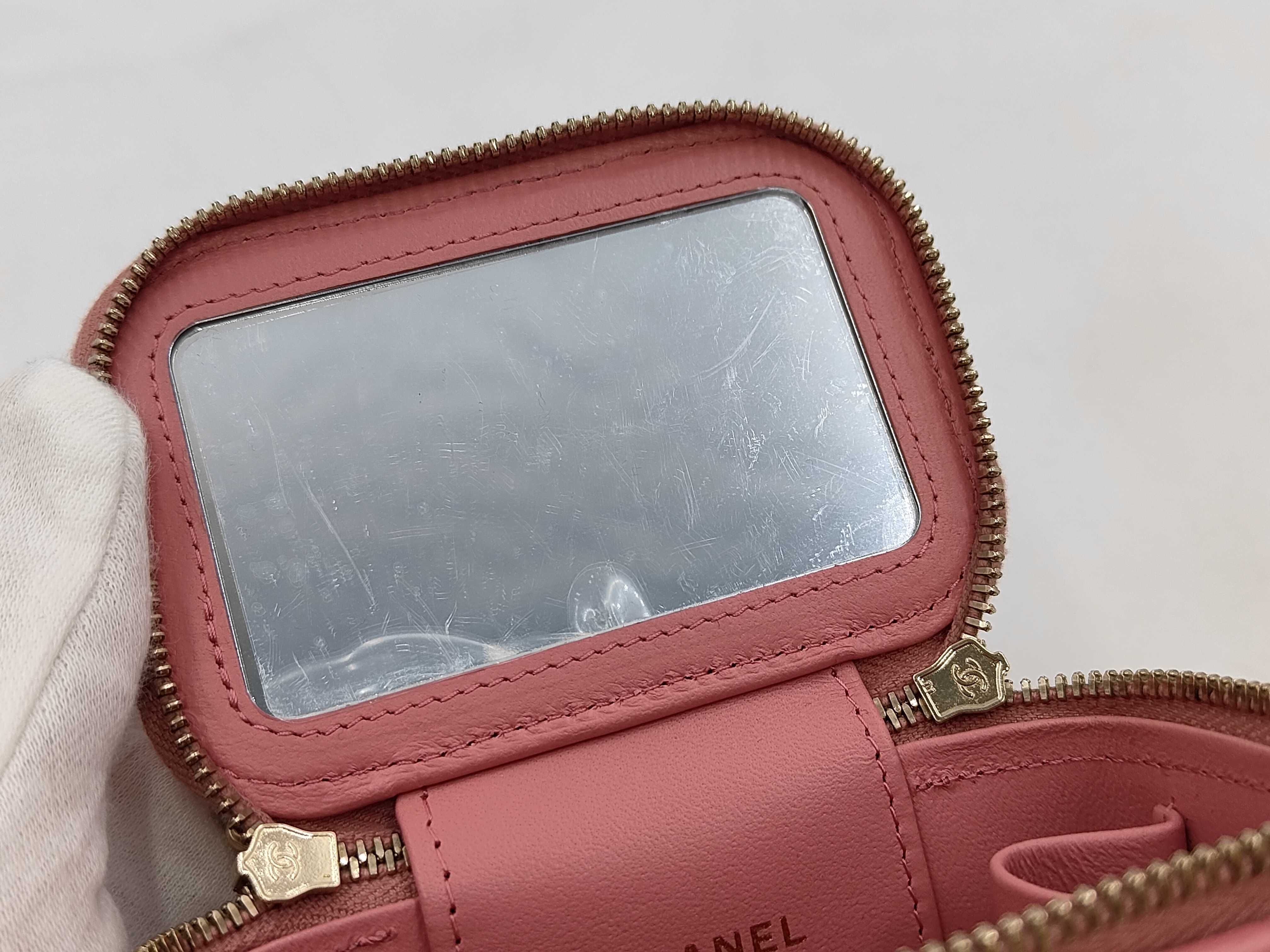 Matelassé Timeless Classic Shoulder Bag — view 6