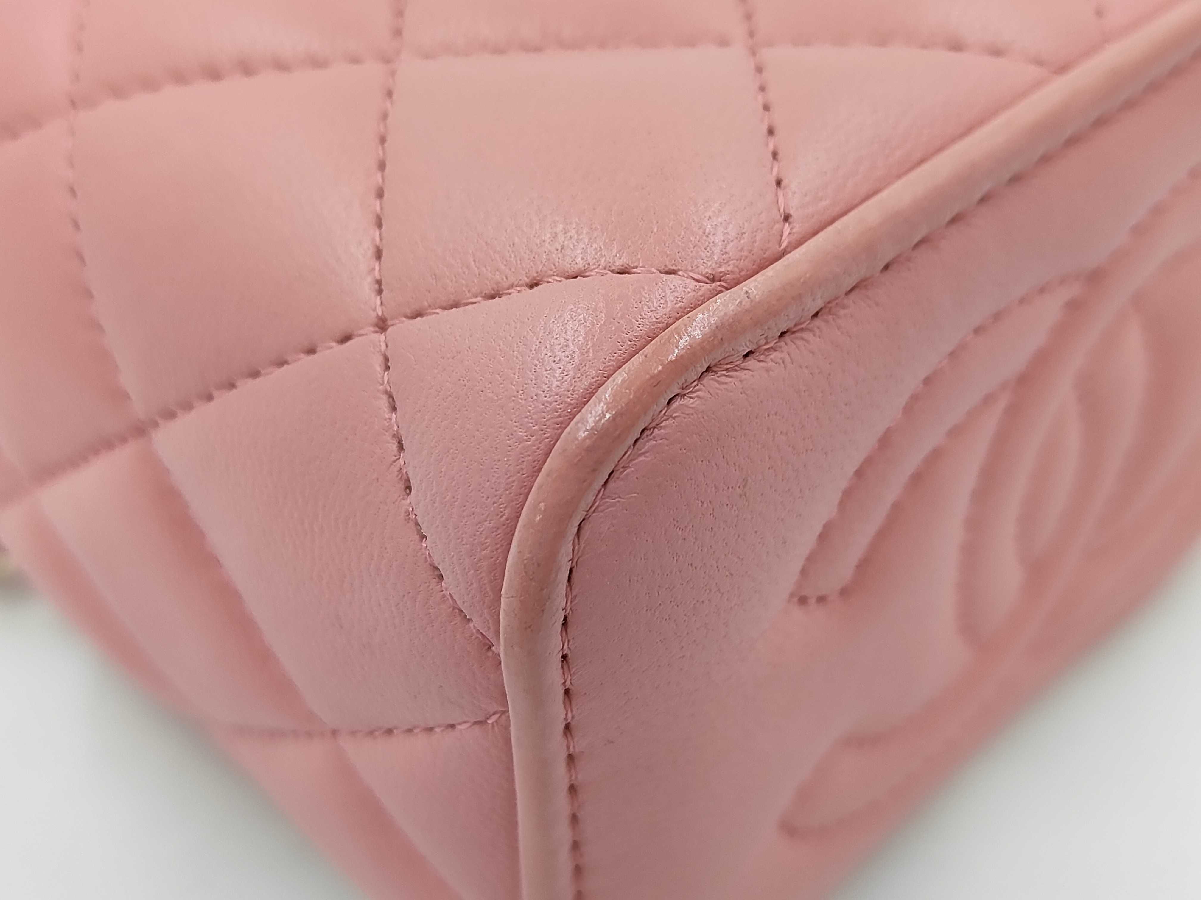 Matelassé Timeless Classic Shoulder Bag — view 10