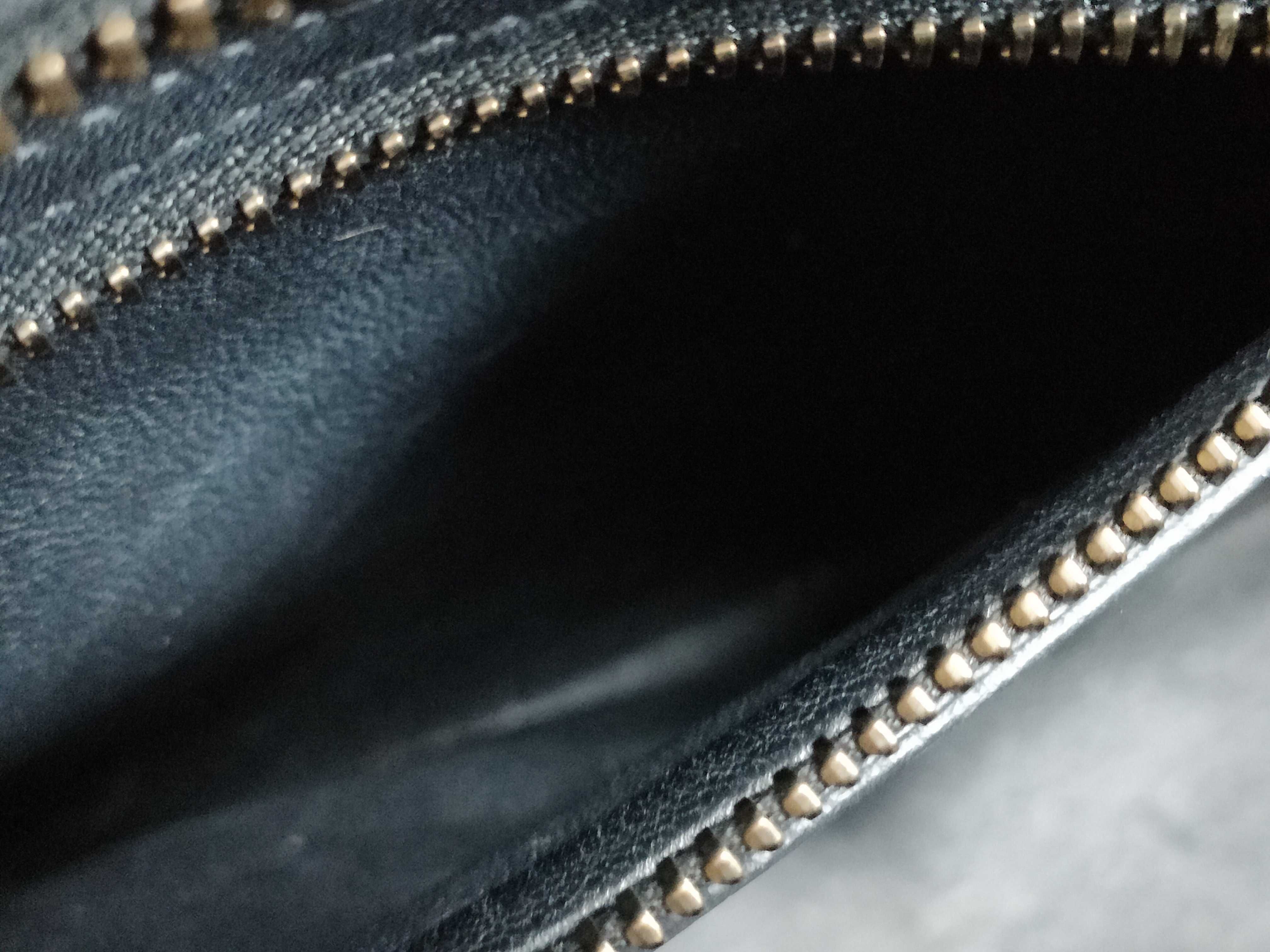 FR- Luggage Micro Shopper Leather Handbag Black — view 11