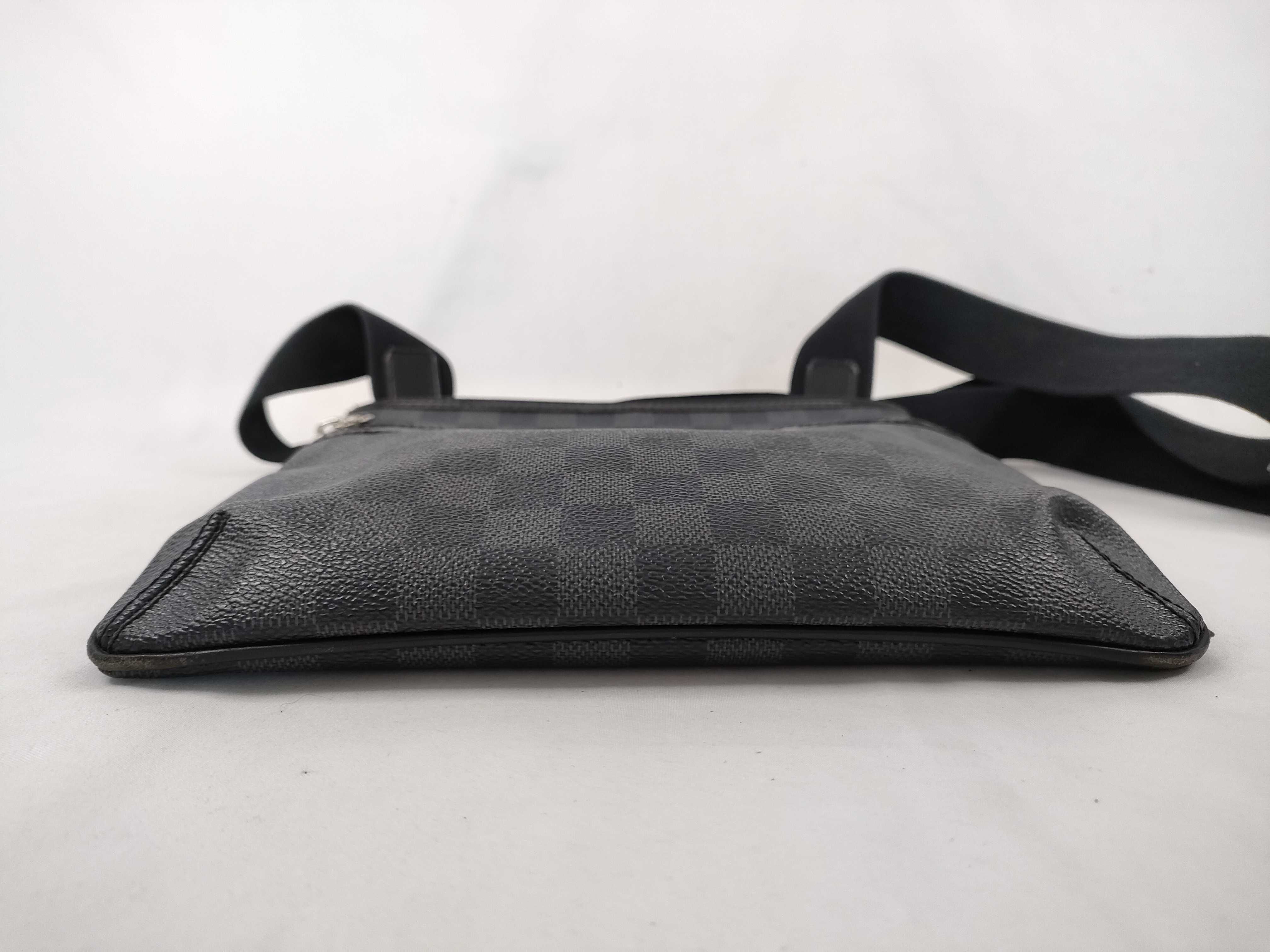 Damier Graphite Thomas Graphite Shoulder Bag — view 7