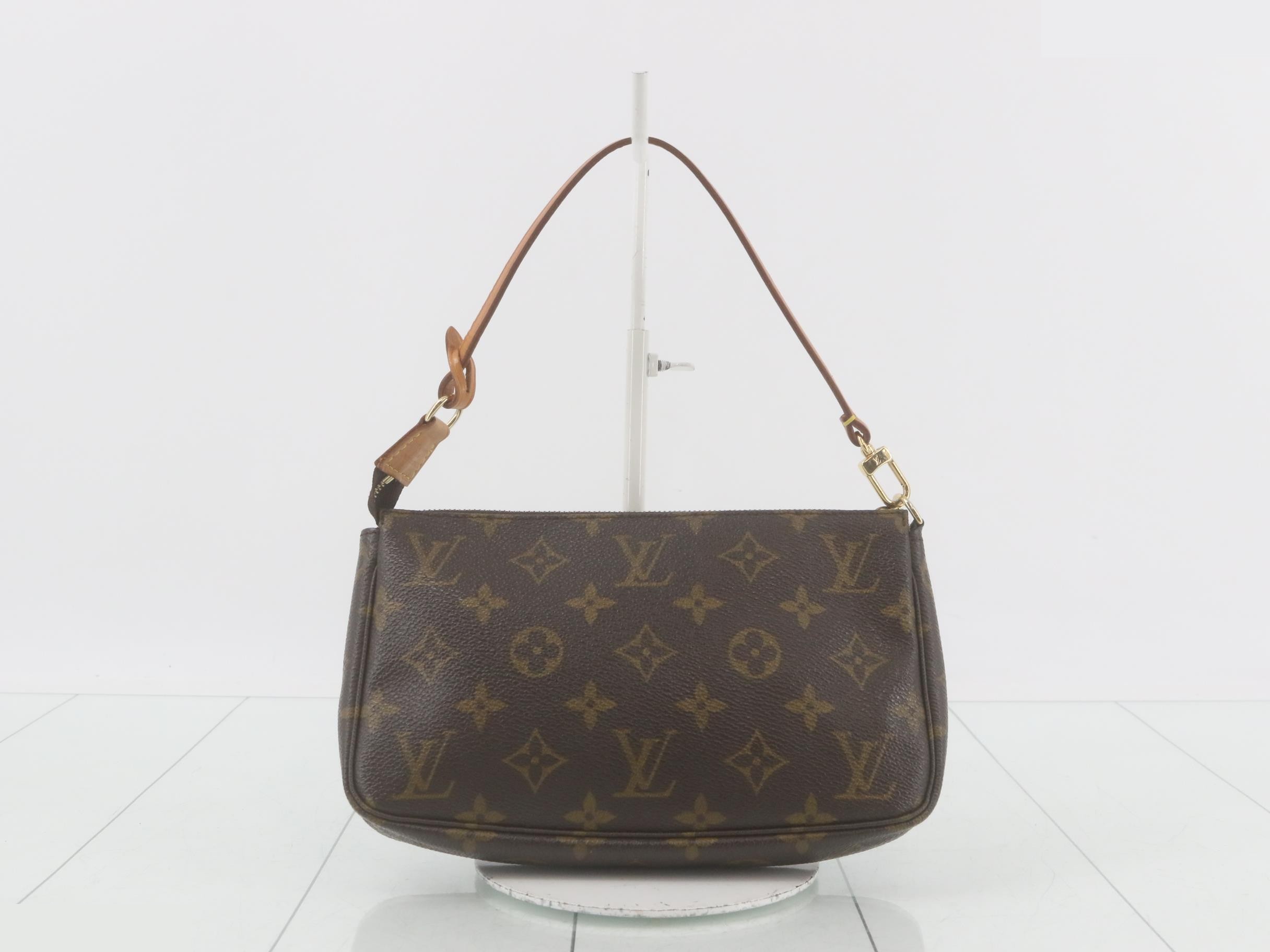 Pochette Accessoires (old model) — view 2