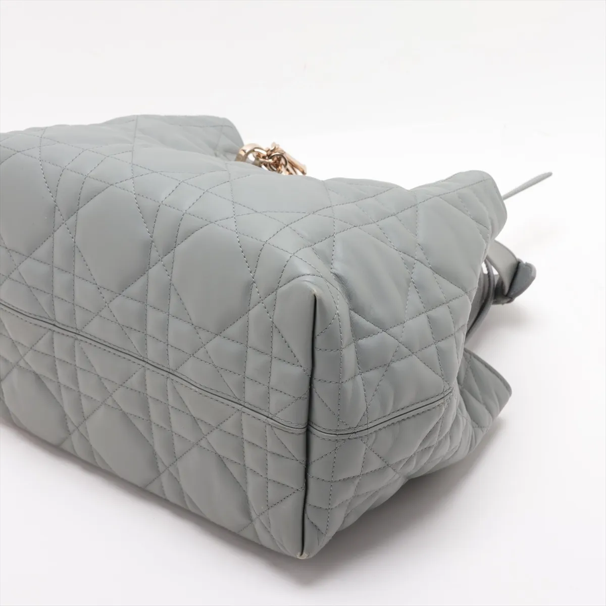 Macro Cannage Toujours Leather Handbag, Gray, Lucky Star — view 3
