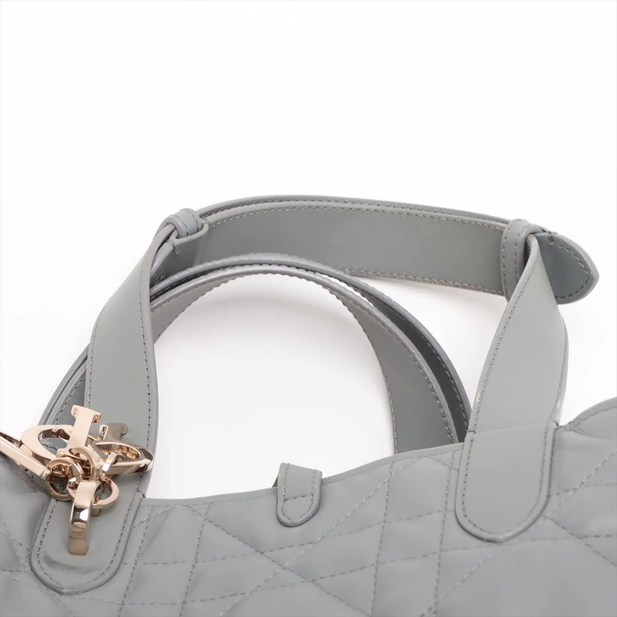 Macro Cannage Toujours Leather Handbag, Gray, Lucky Star — view 6