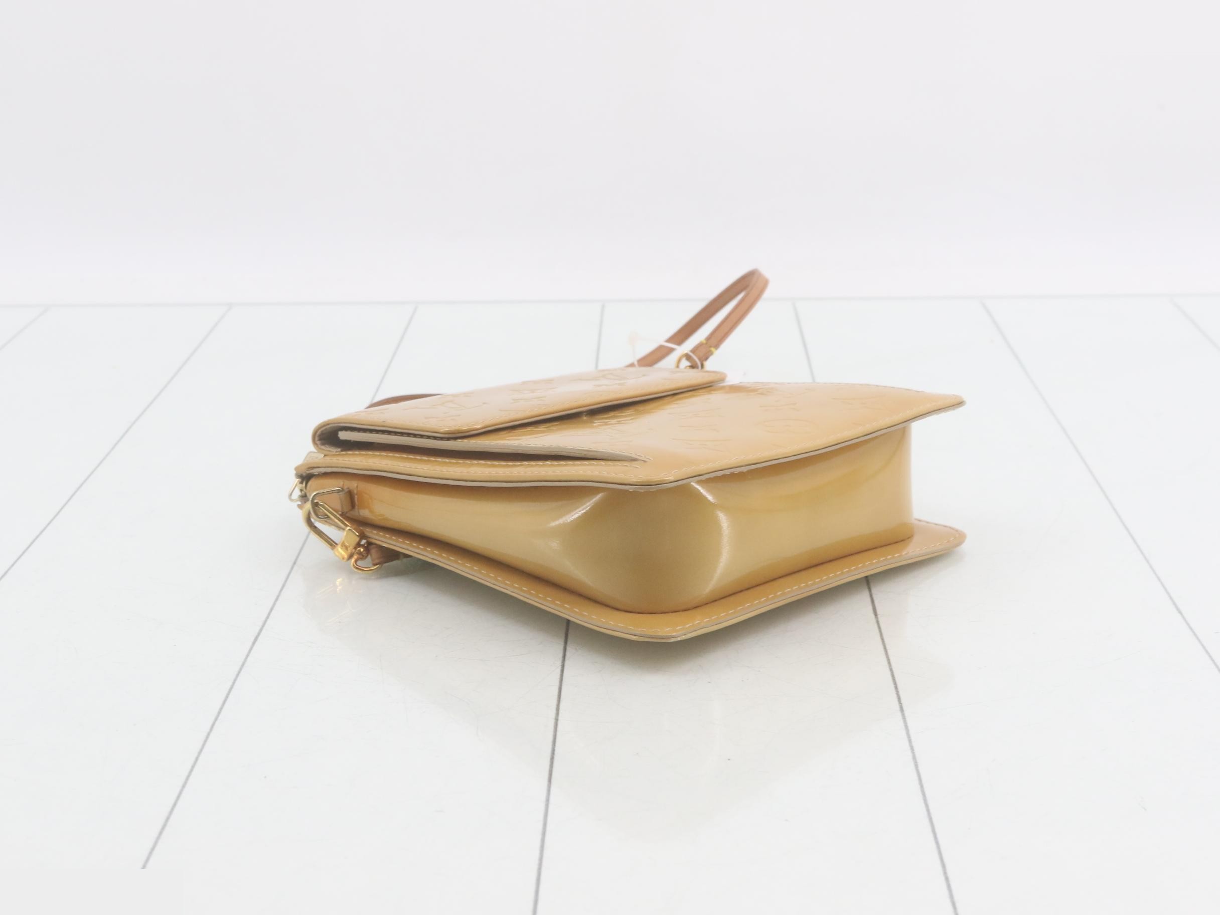 M91136 Monogram Vernis Mott One-Shoulder Bag — view 5
