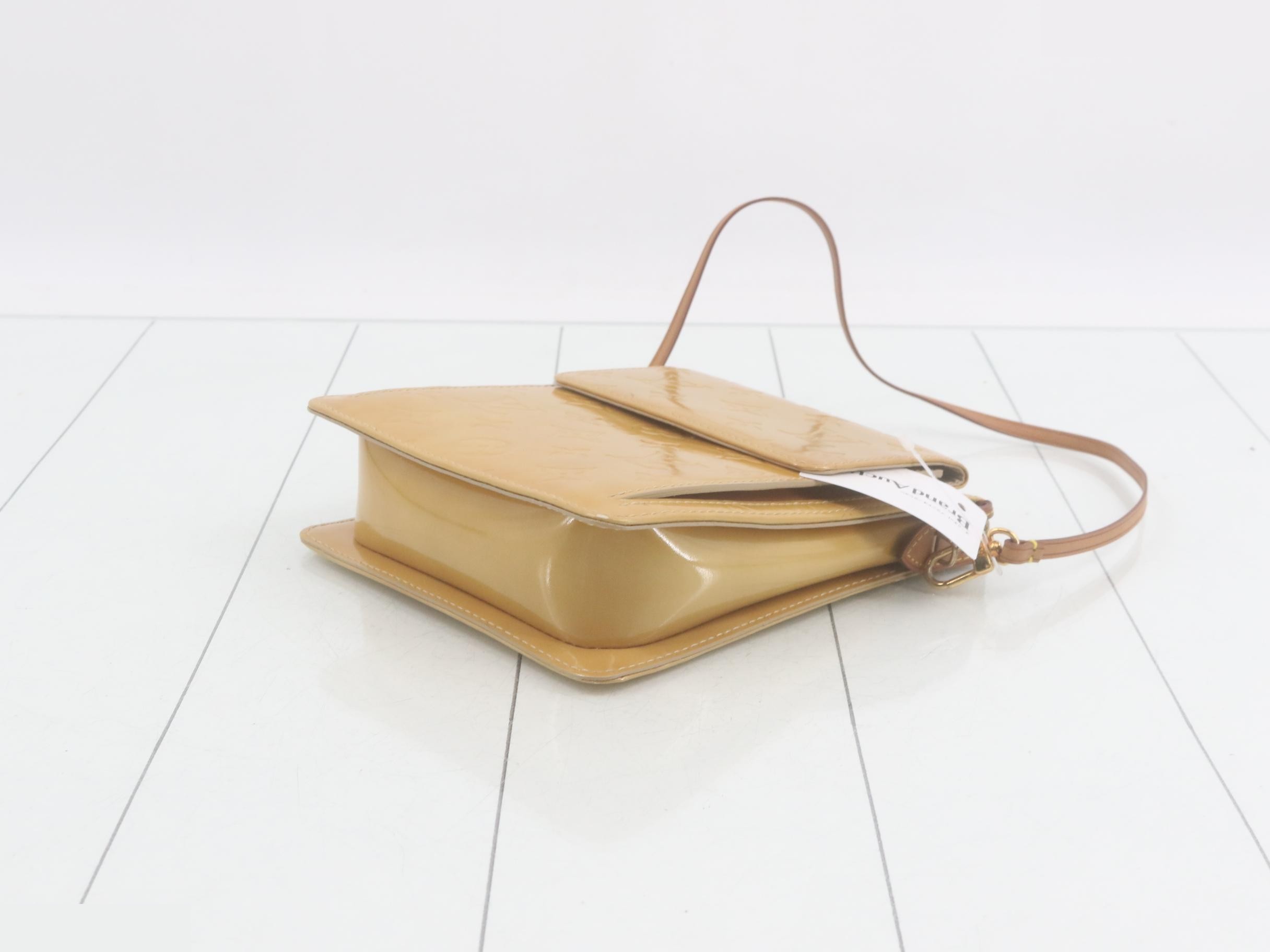 M91136 Monogram Vernis Mott One-Shoulder Bag — view 6