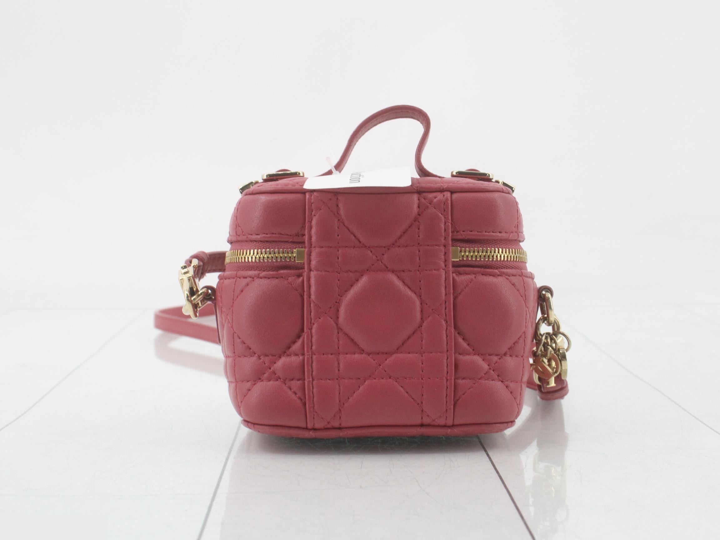 Vanity 2-Way — view 2