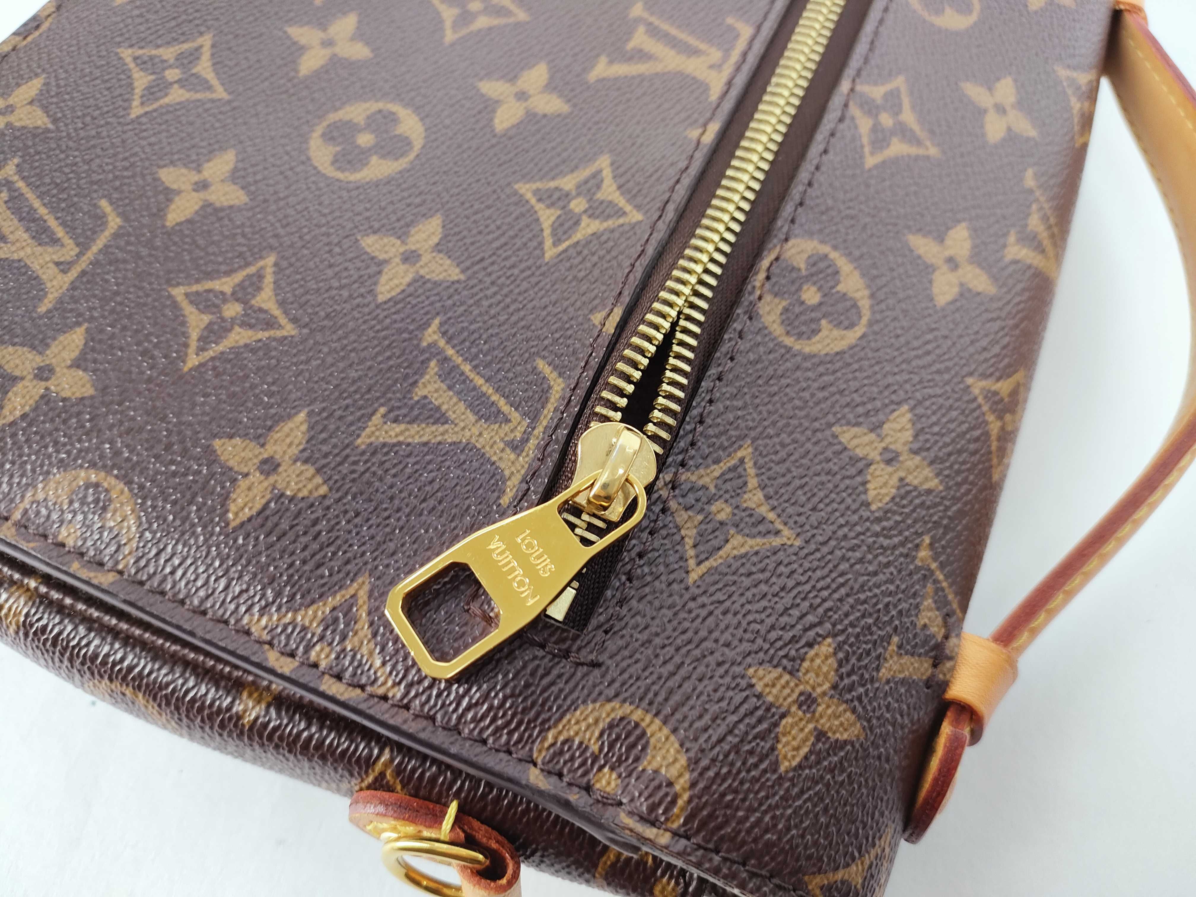 Monogram Louis Vuitton M44875 Monogram Pochette Metis MM 2WAY Handbag — view 14