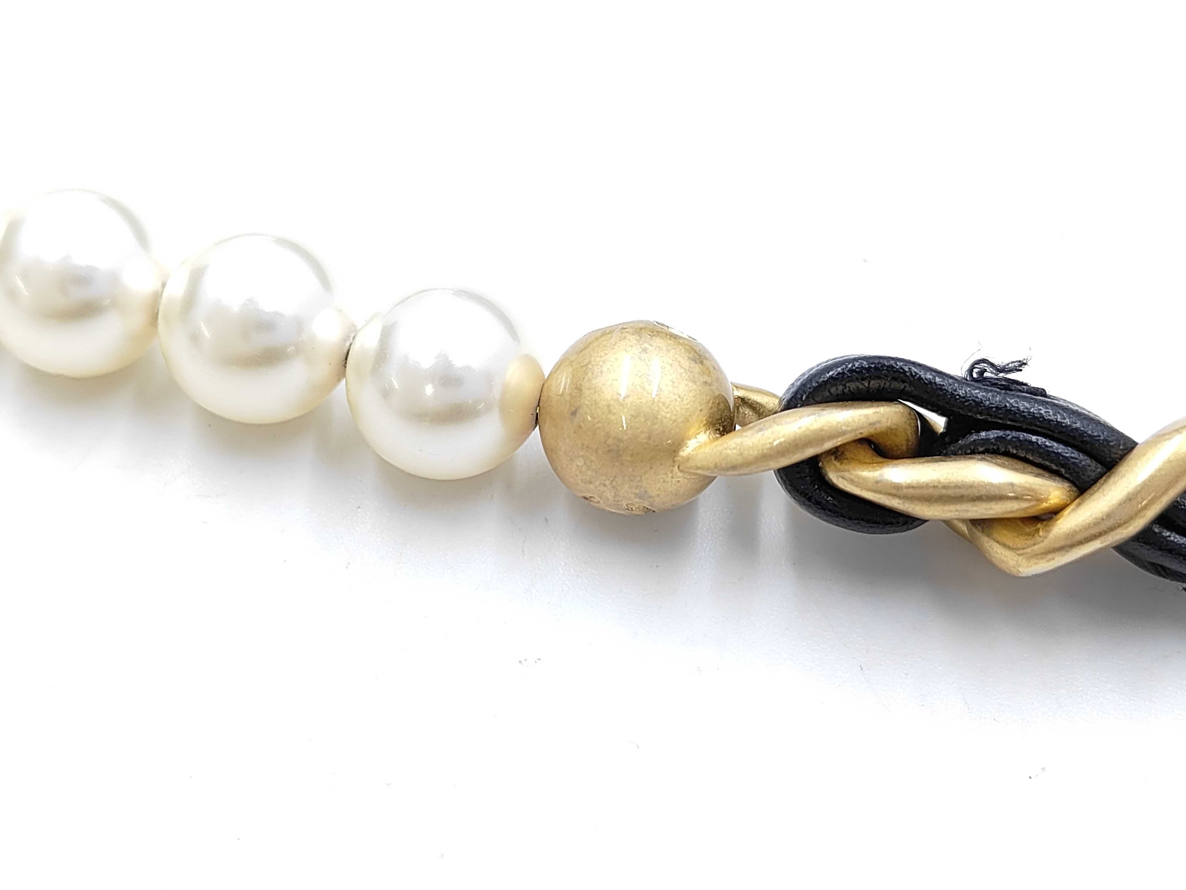 Matelassé Chain Shoulder Bag, Black Lambskin, Pearl Coco Mark, Pearl Chain Shoulder Bag — view 5