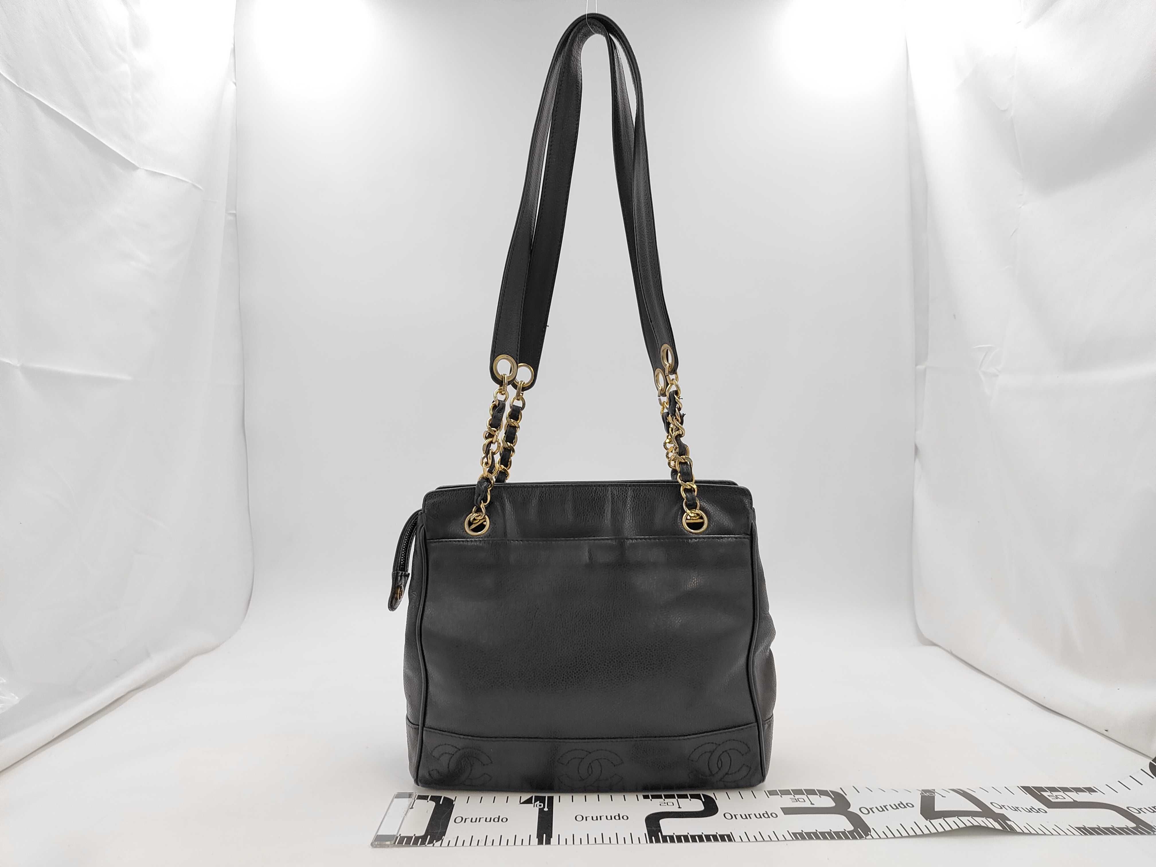 Caviar Skin Triple Coco Chain Tote Bag Black Card Tote Bag — view 2