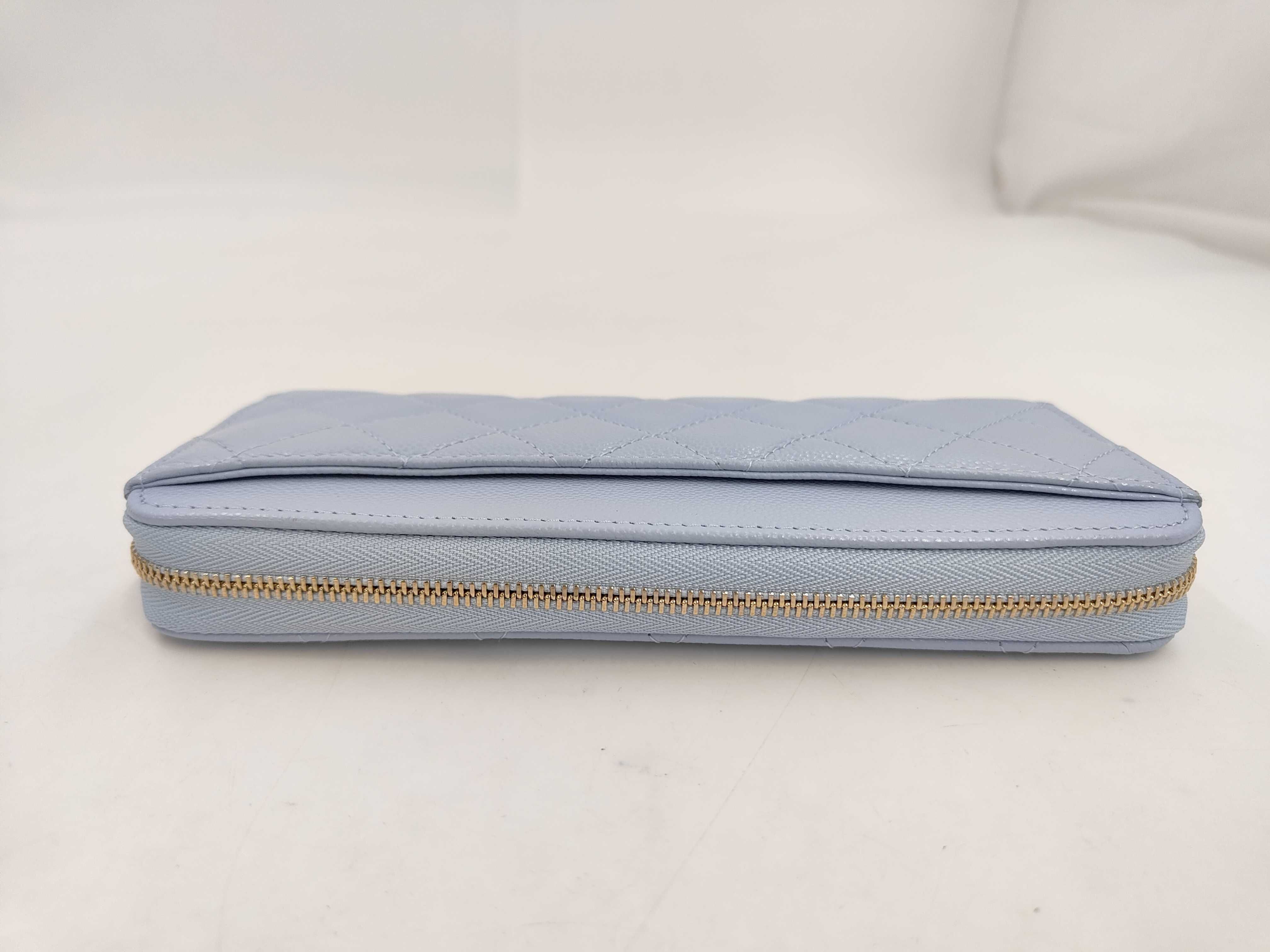 Classic Long Zip Wallet, Matelassé Caviar Skin, Long Wallet, Blue, AP5181 — view 5