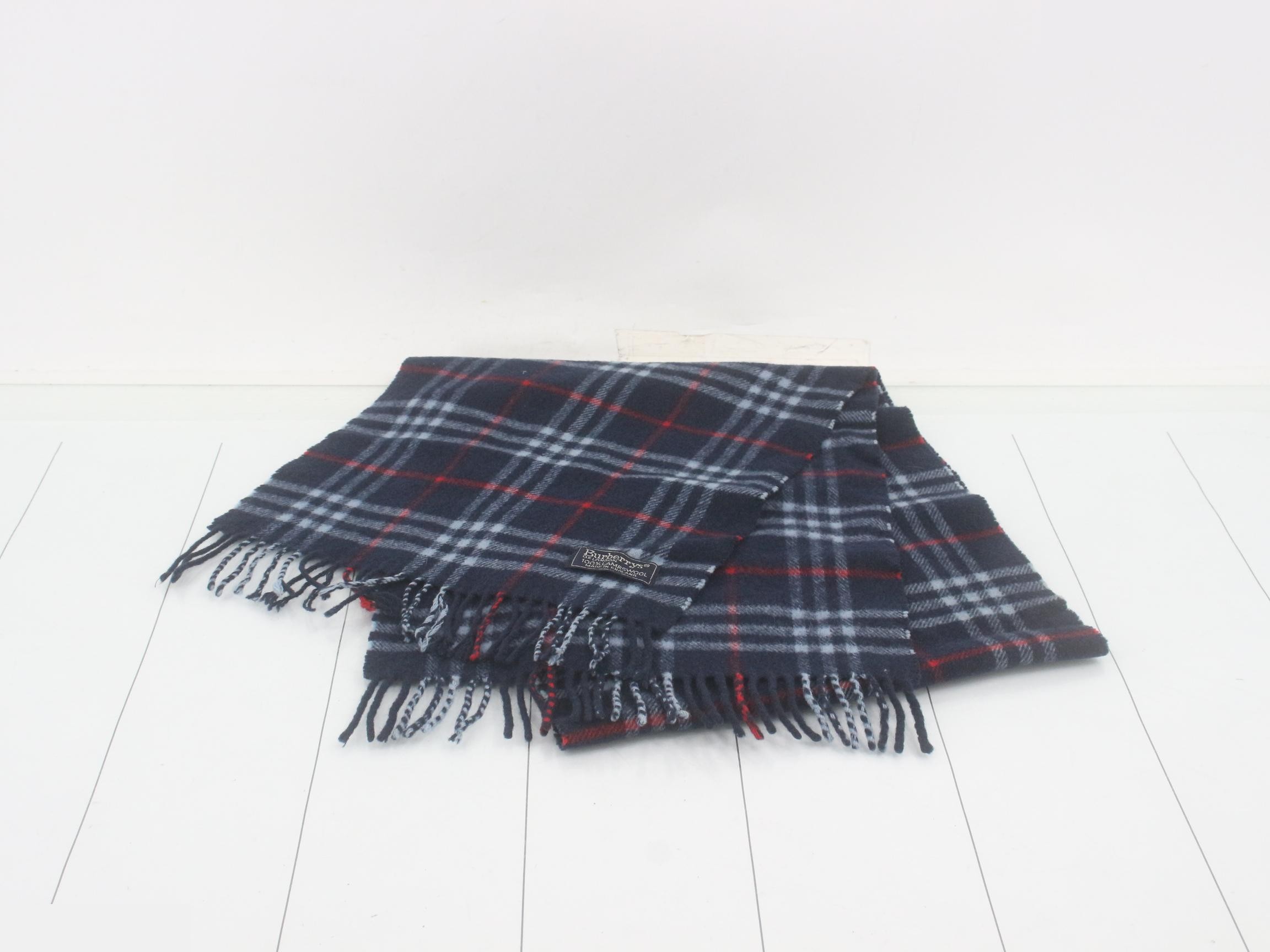 Scarf, Nova Check pattern, navy — view 2