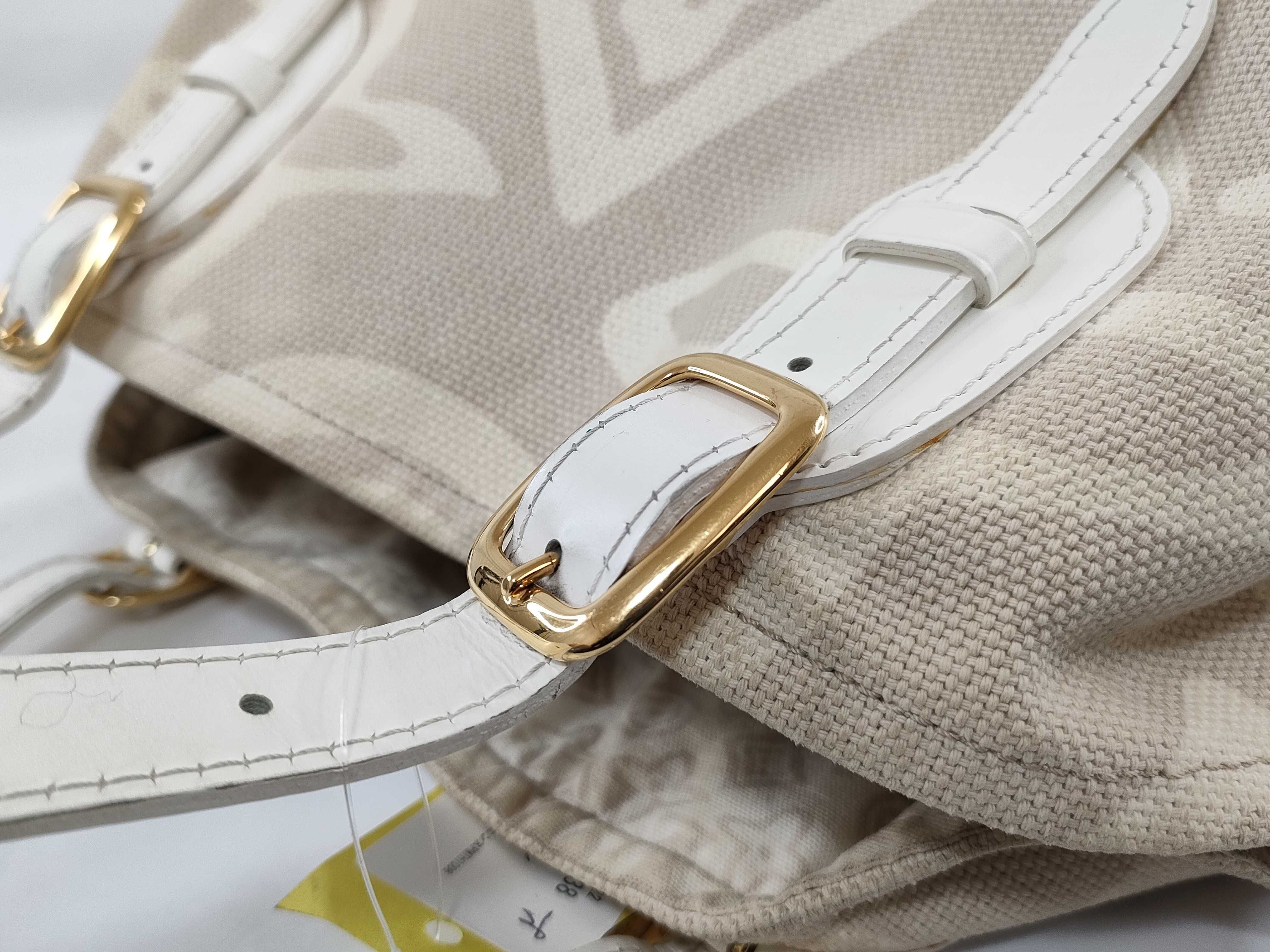 M95674 Taïcienne PM Tote Bag — view 7