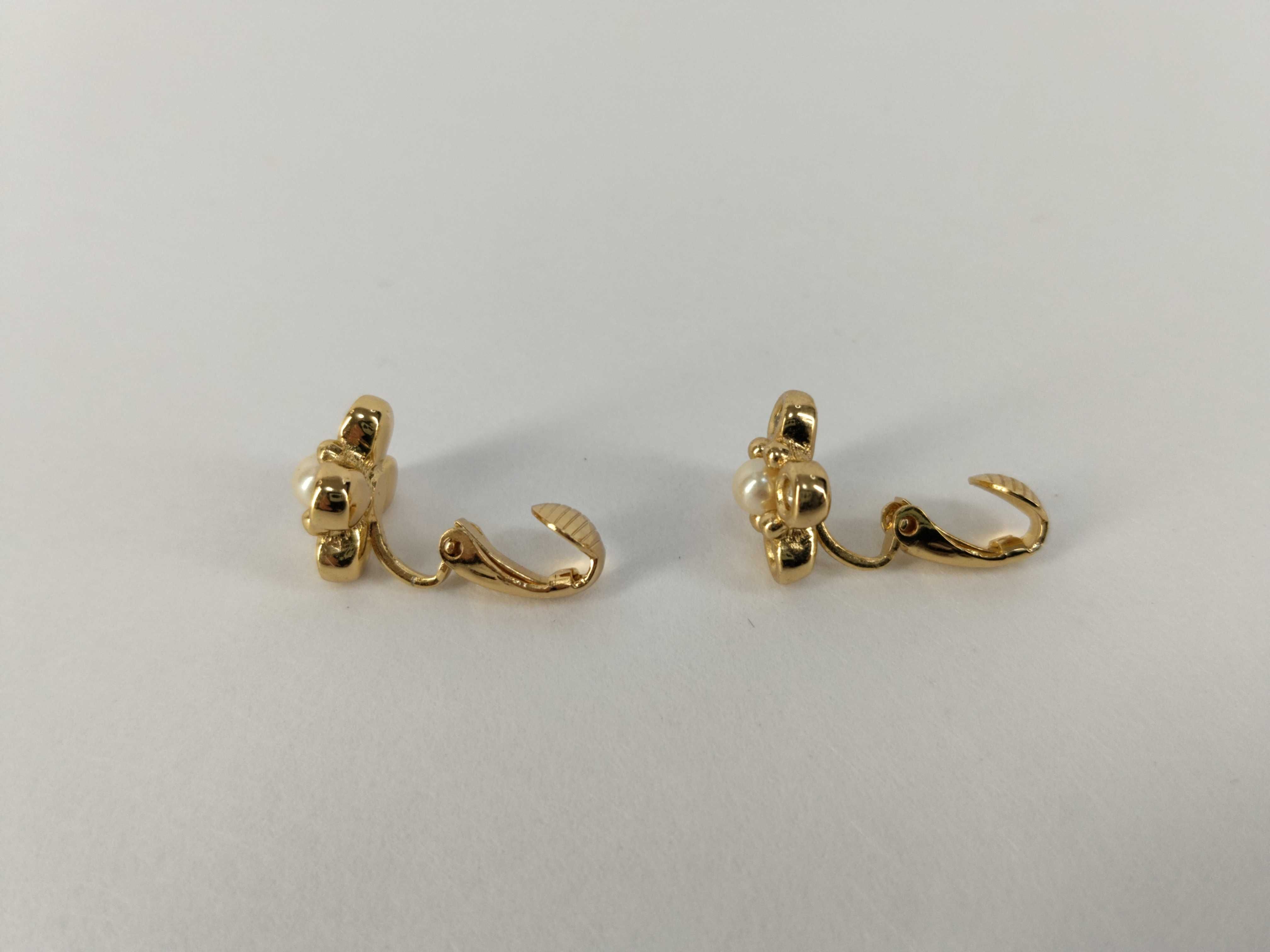 earrings — view 2