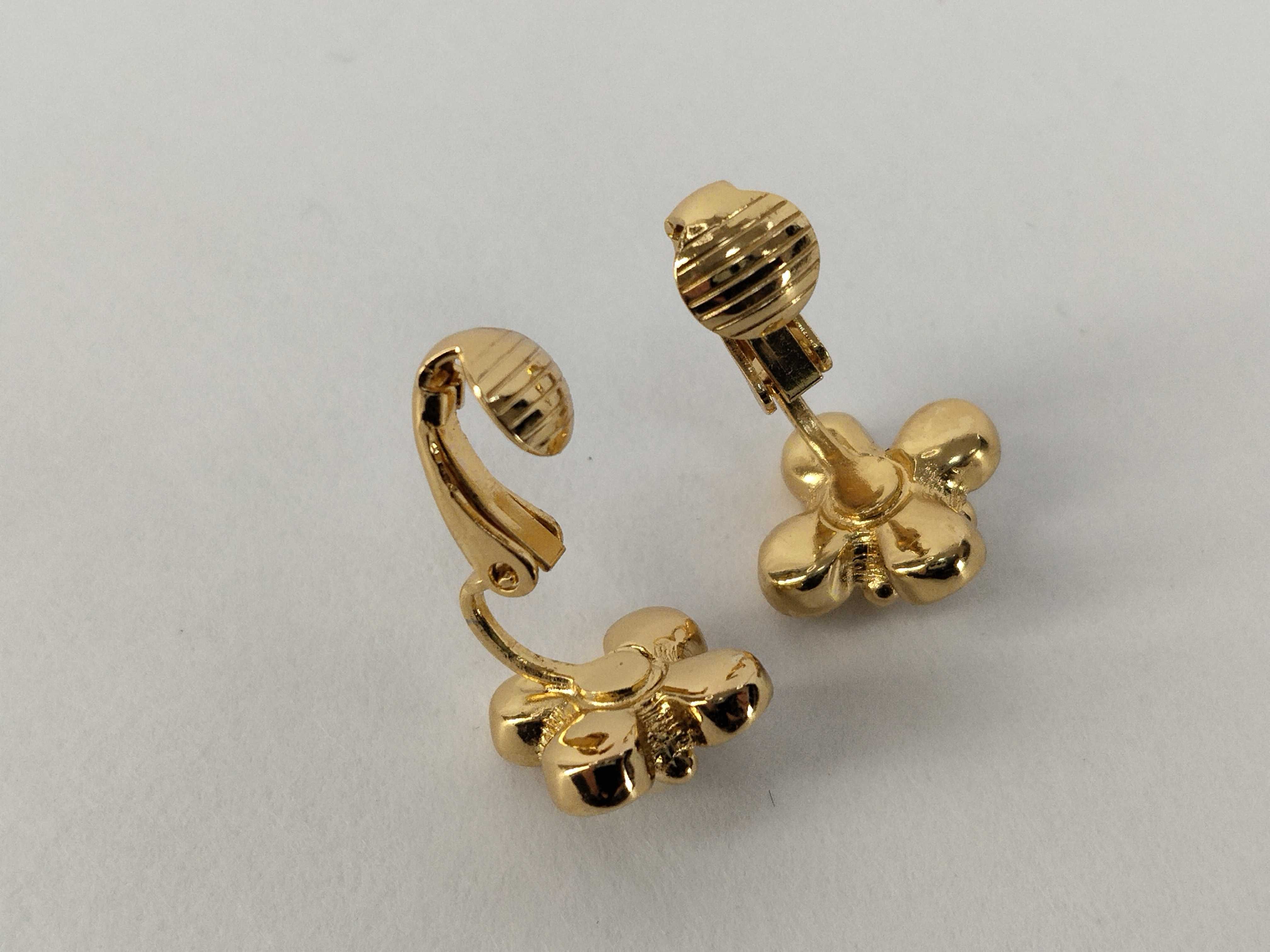 earrings — view 3
