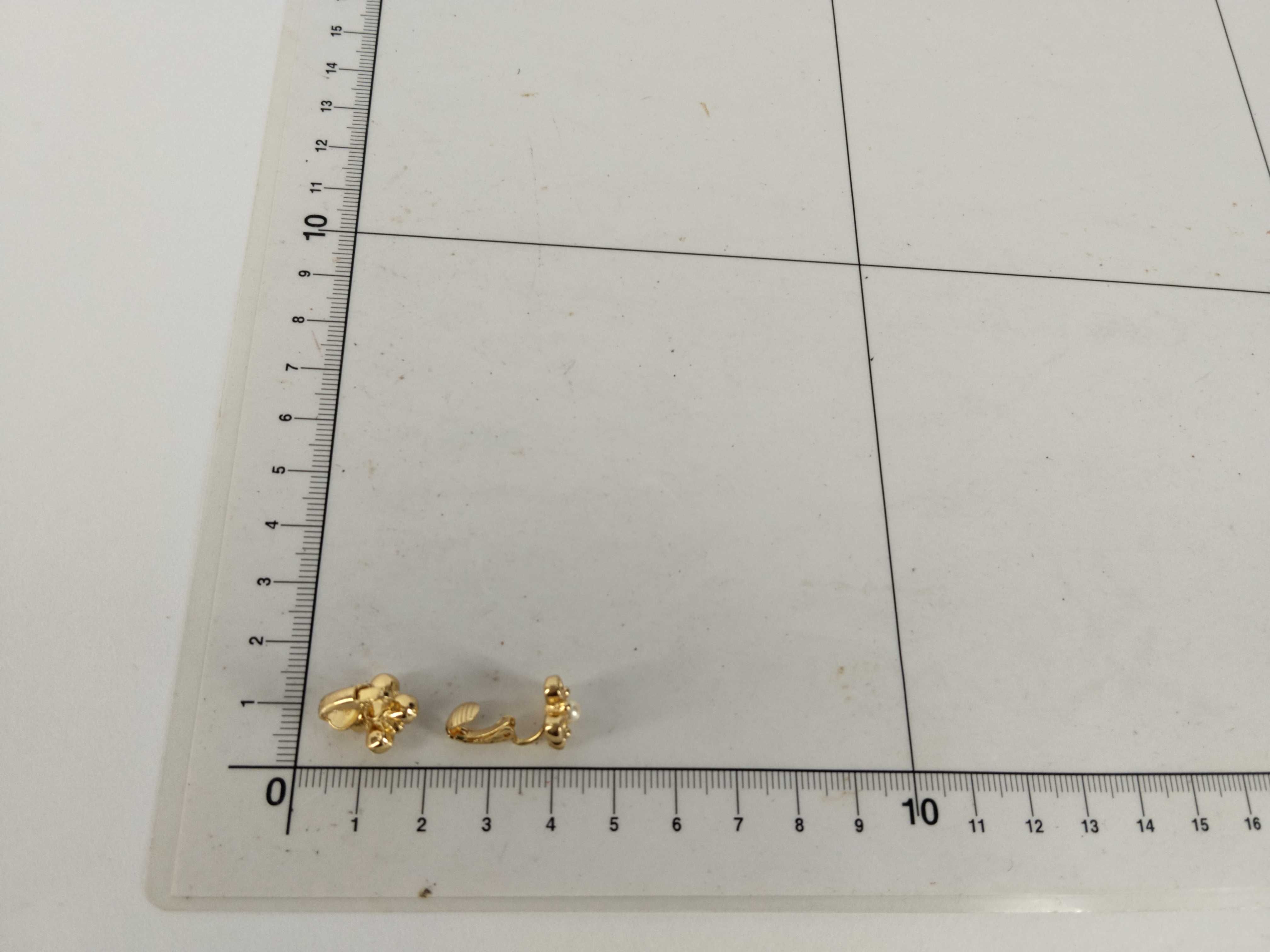 earrings — view 9