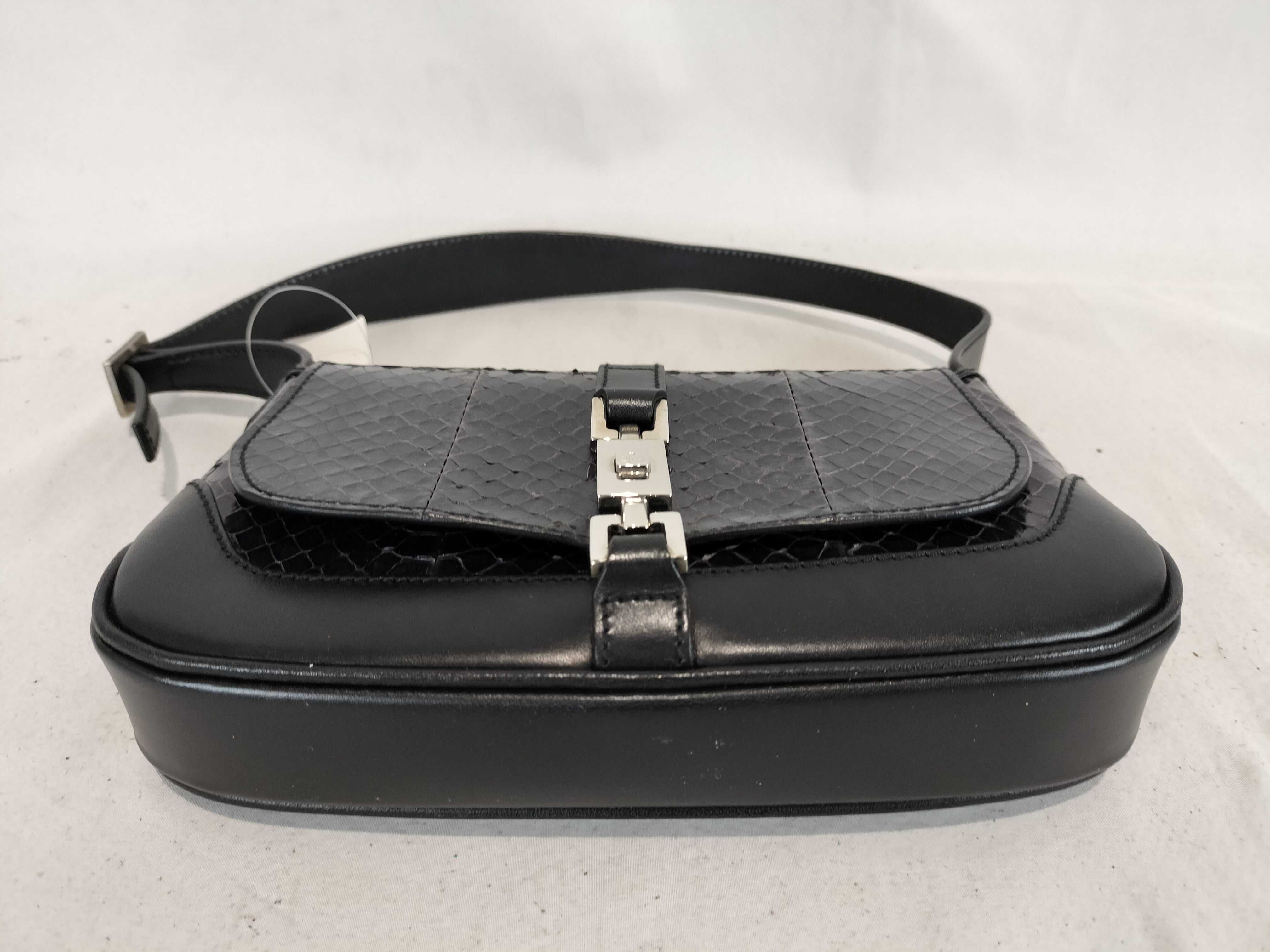 Jackie 007.2038 Python — view 7