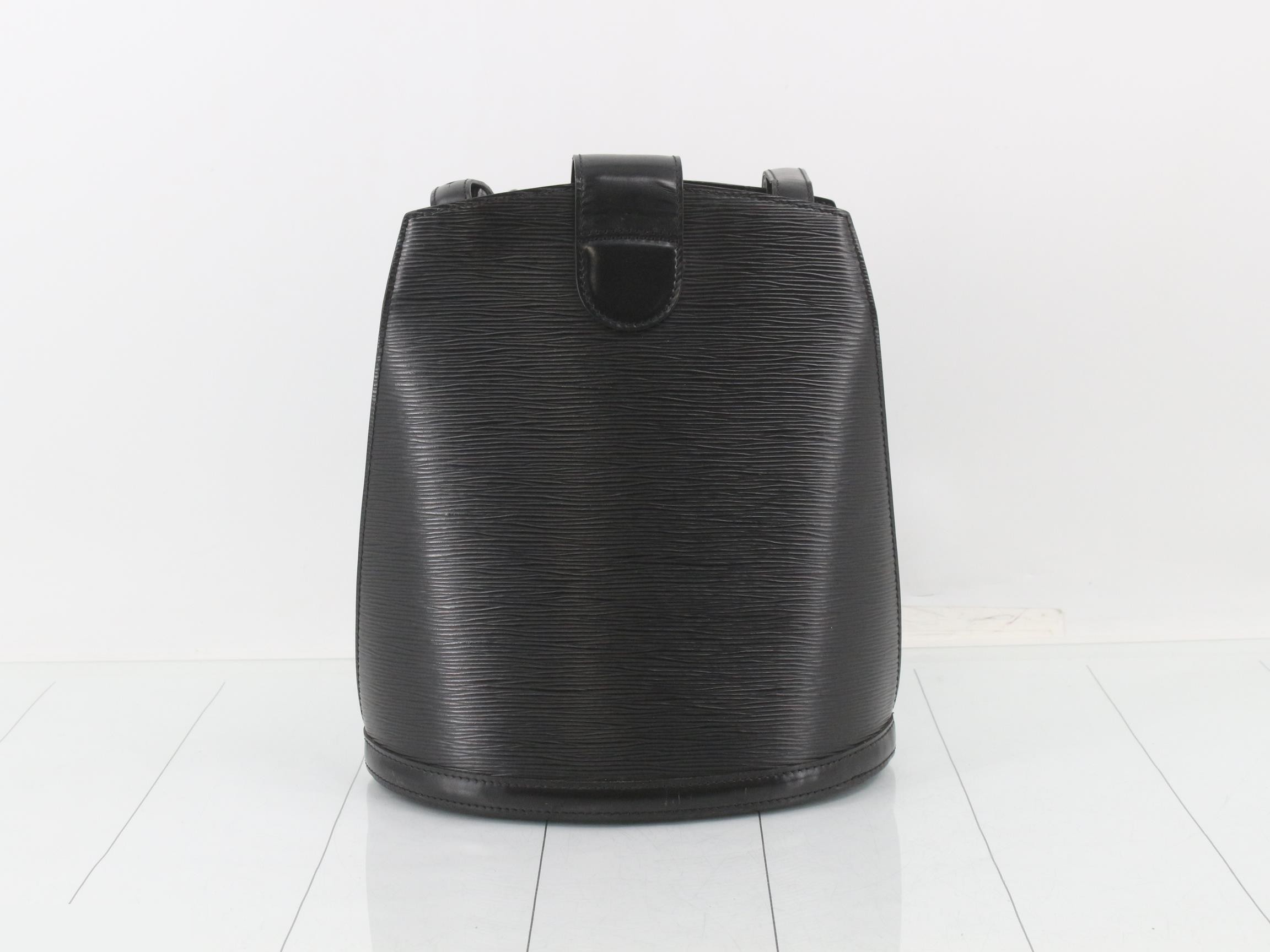 Epi Cluny Noir Shoulder Bag — view 2