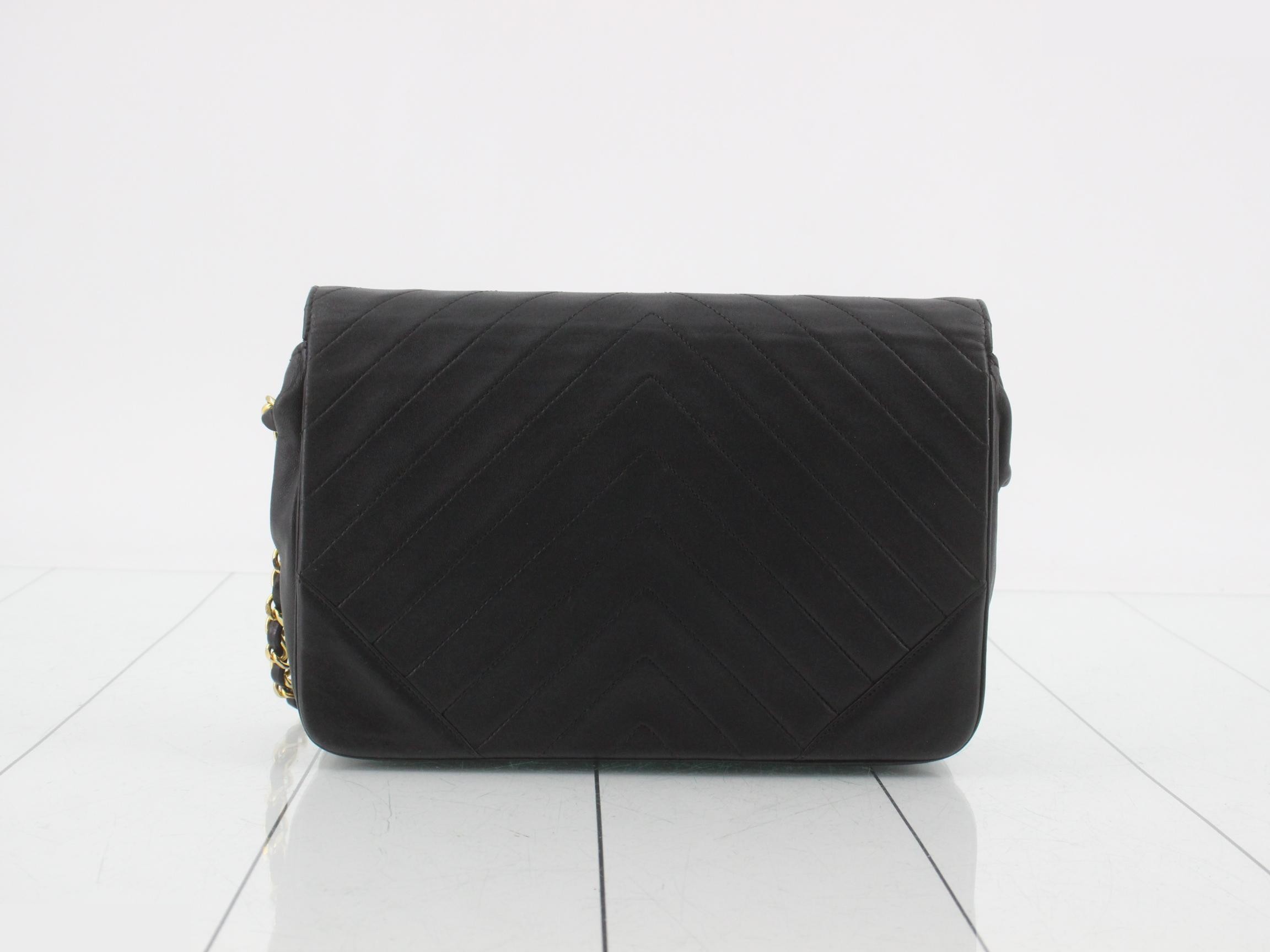 Matelassé (Bag) - Shoulder Bag - Bias Stitch — view 2