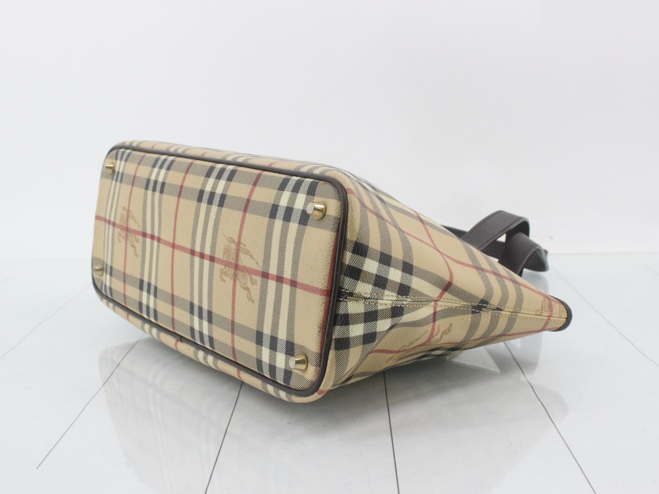 Other lines: Nova Check bags and tote bags — view 6