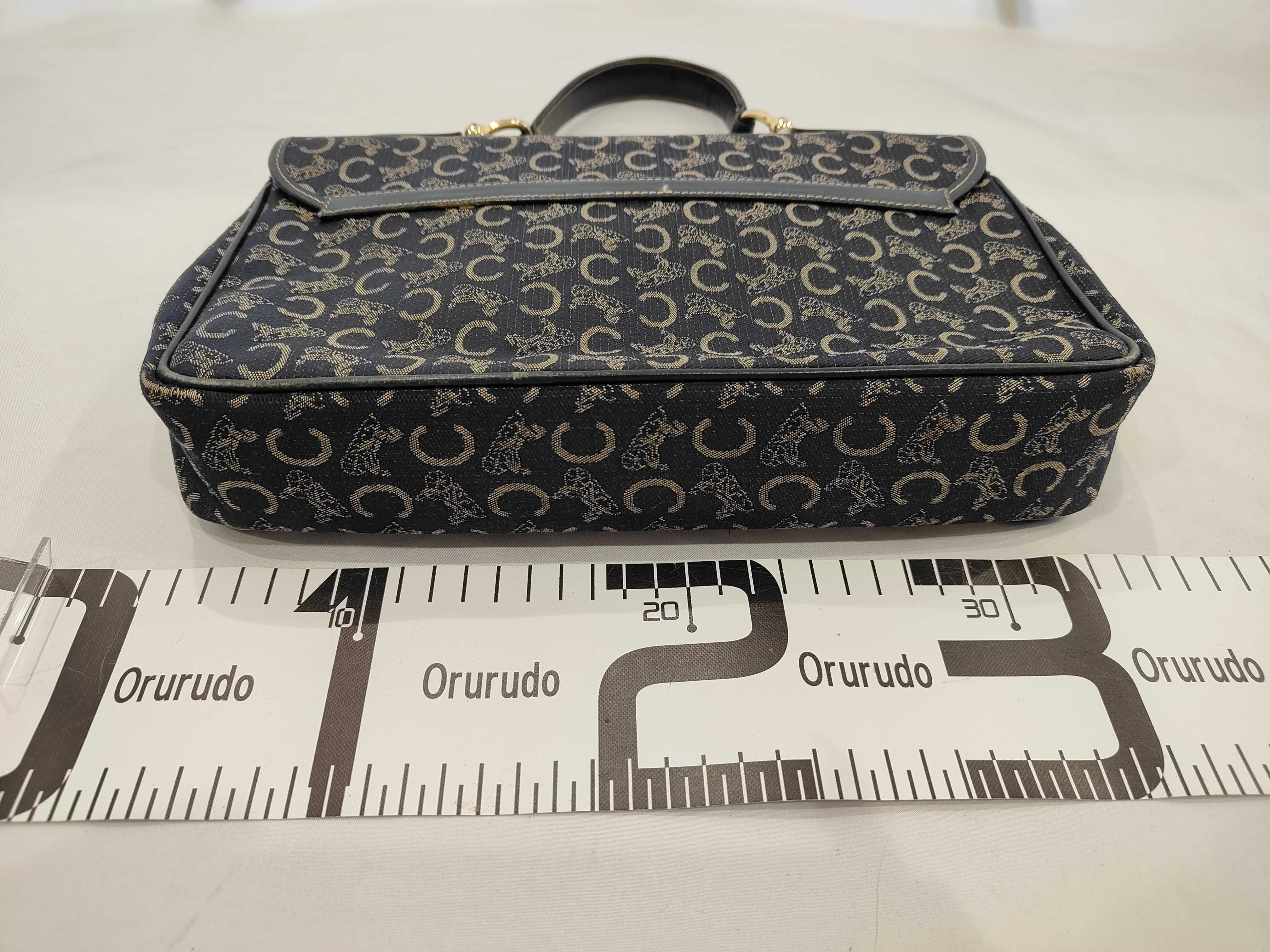handbag — view 2